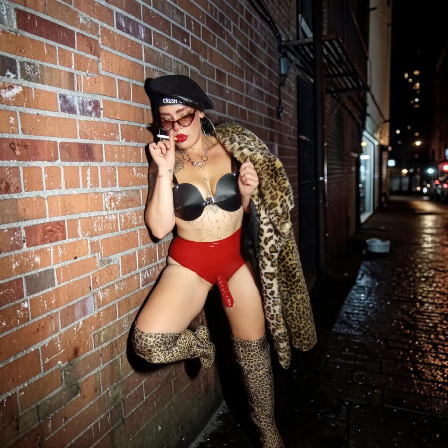 @Mistress DeVyne