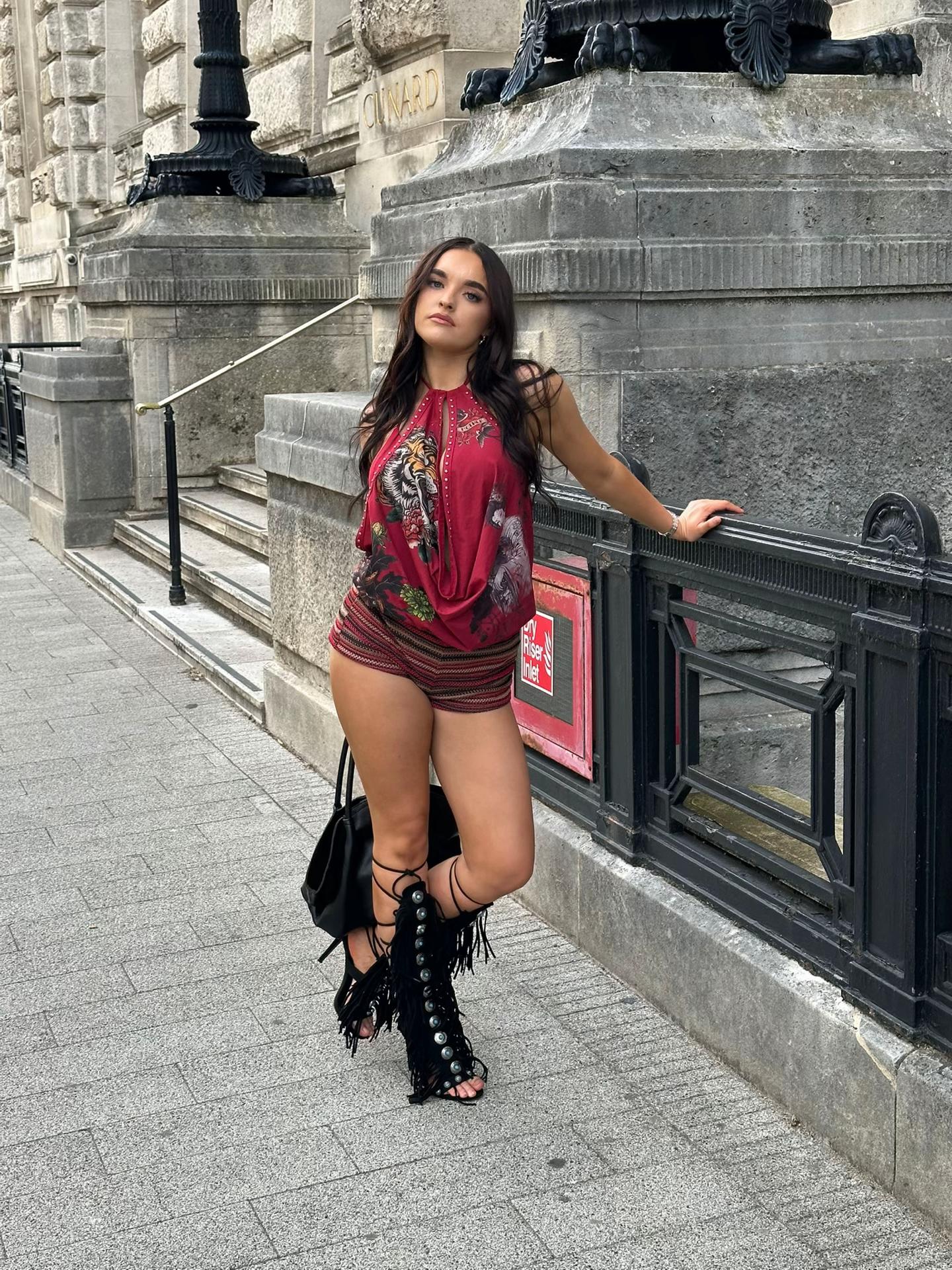 @KenyaHumphries