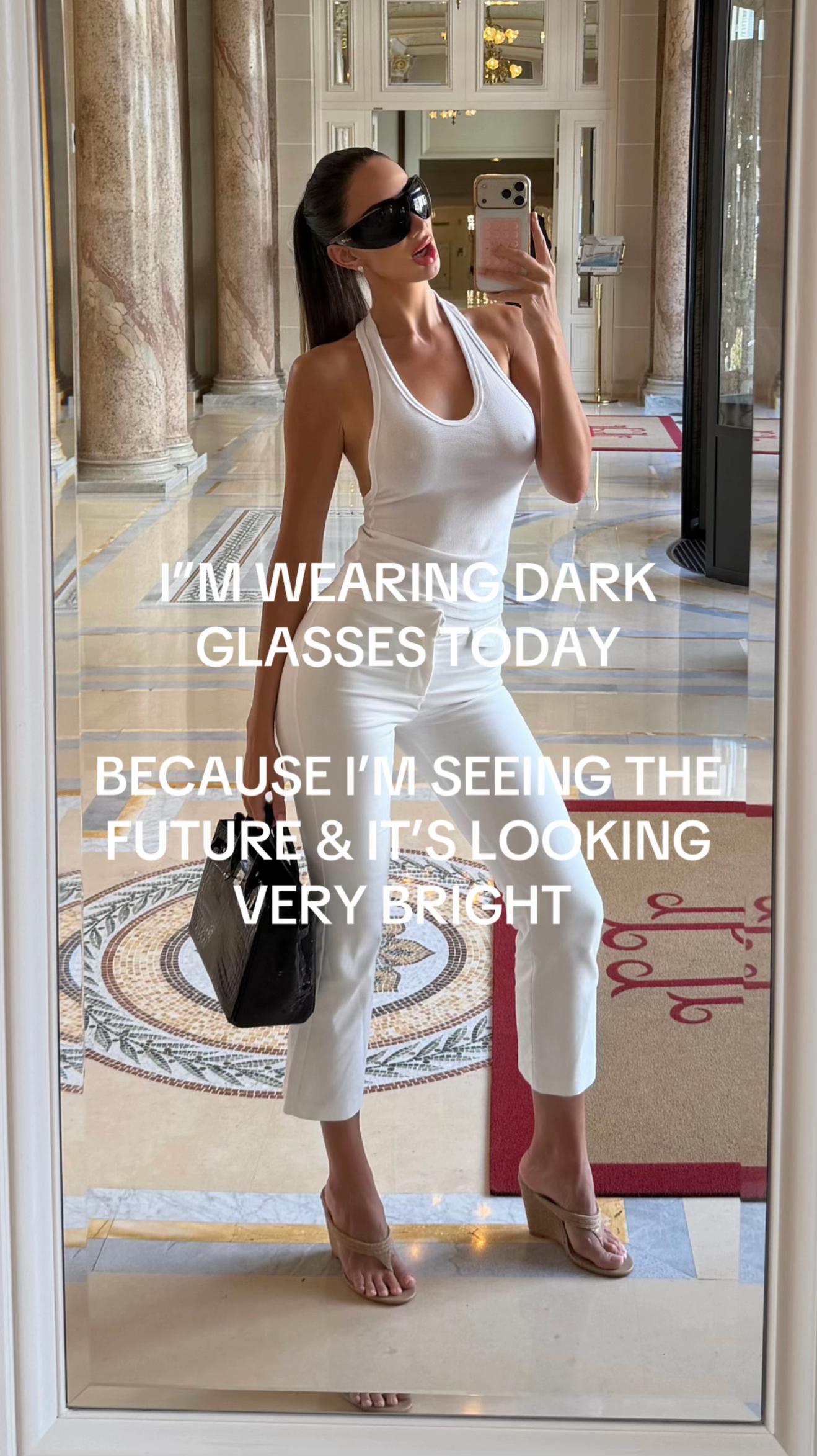 @emilyrosejonesx