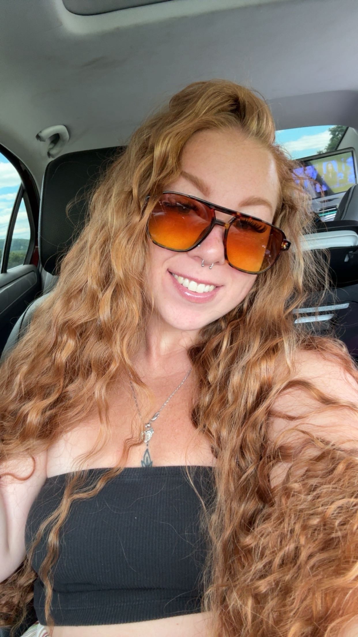 @Alexa💋