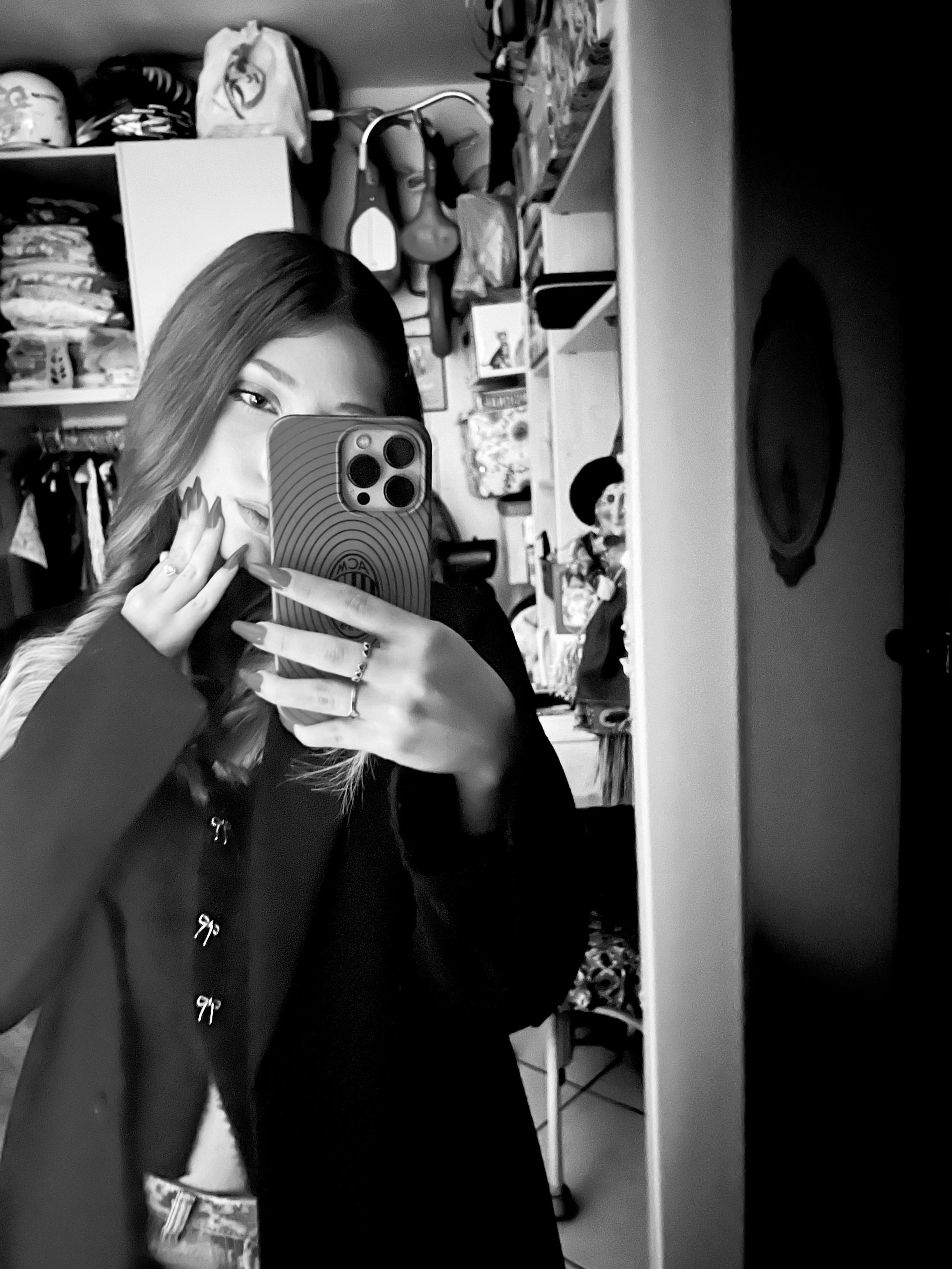 @𝐷𝑒𝑠𝑖𝑟𝑒𝑒