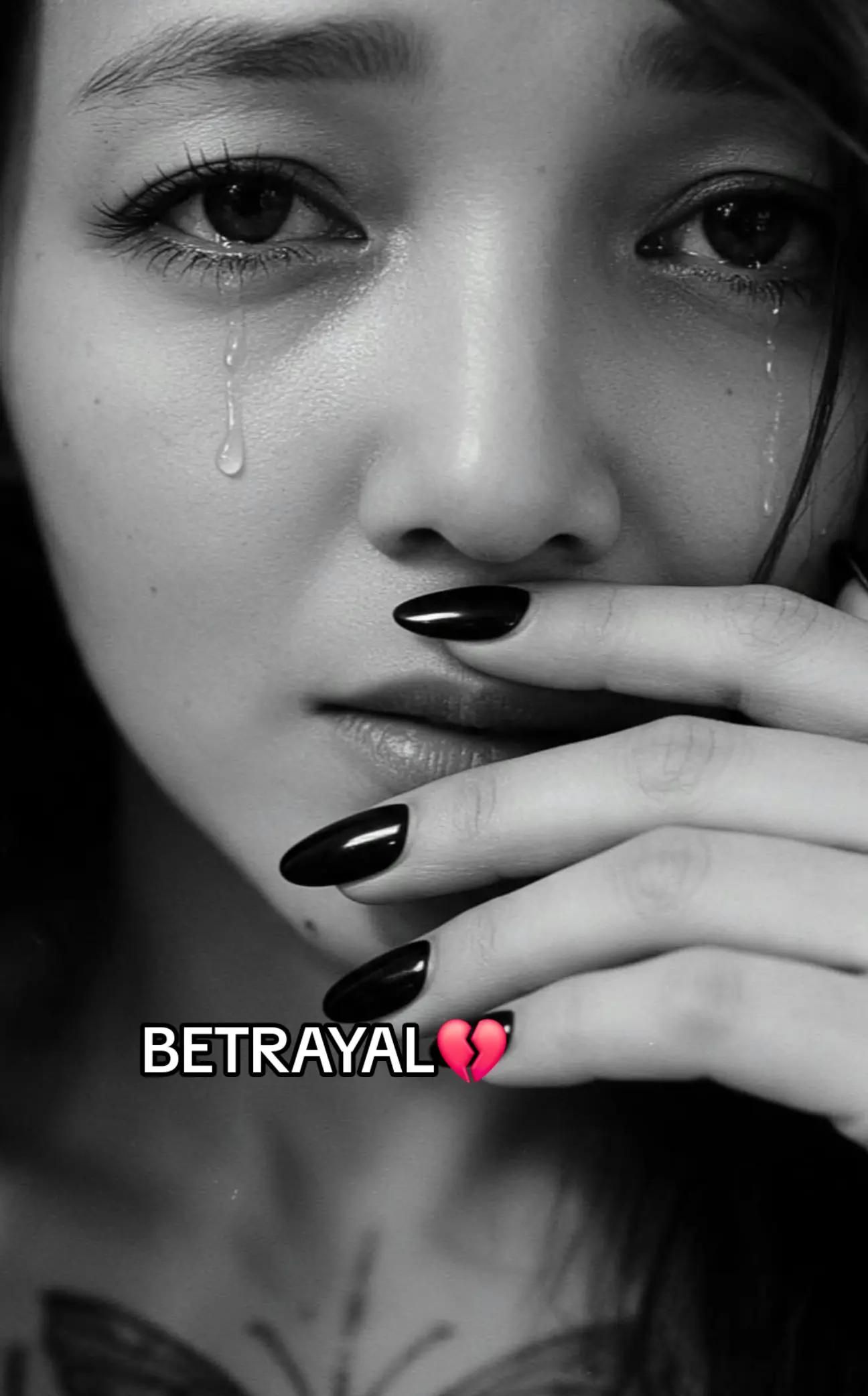 @BROKEN_HEART💔