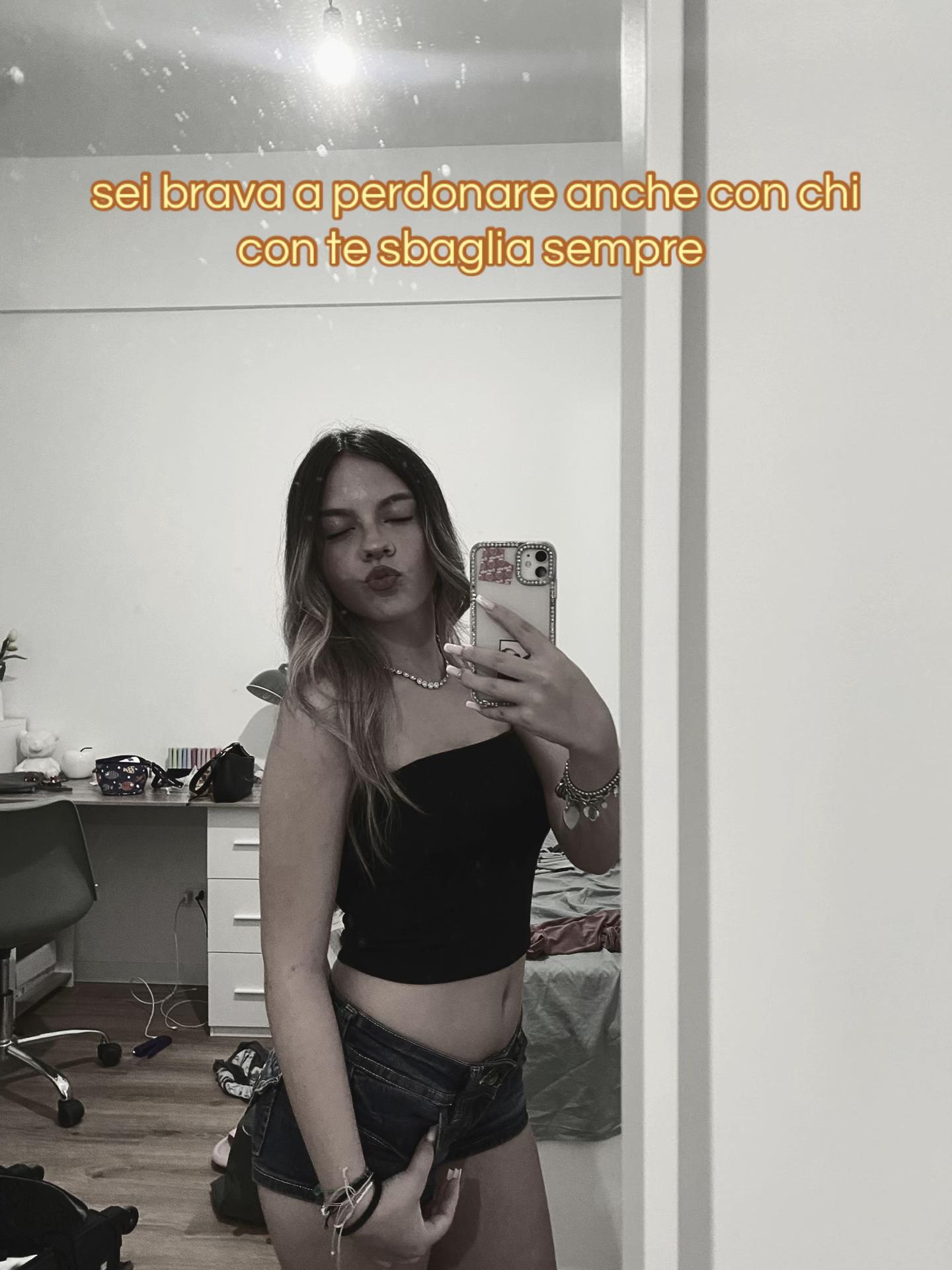 @Lara🇺🇸🇮🇹