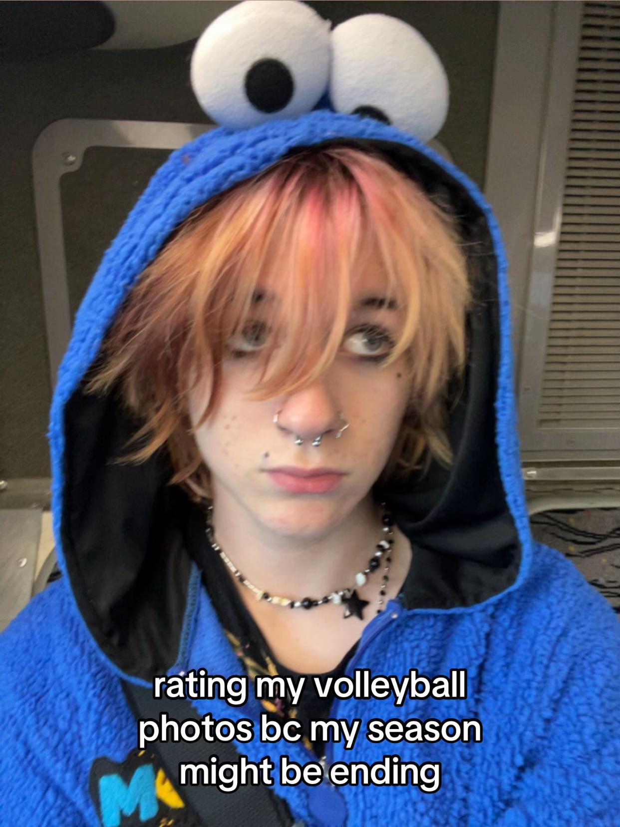 @️