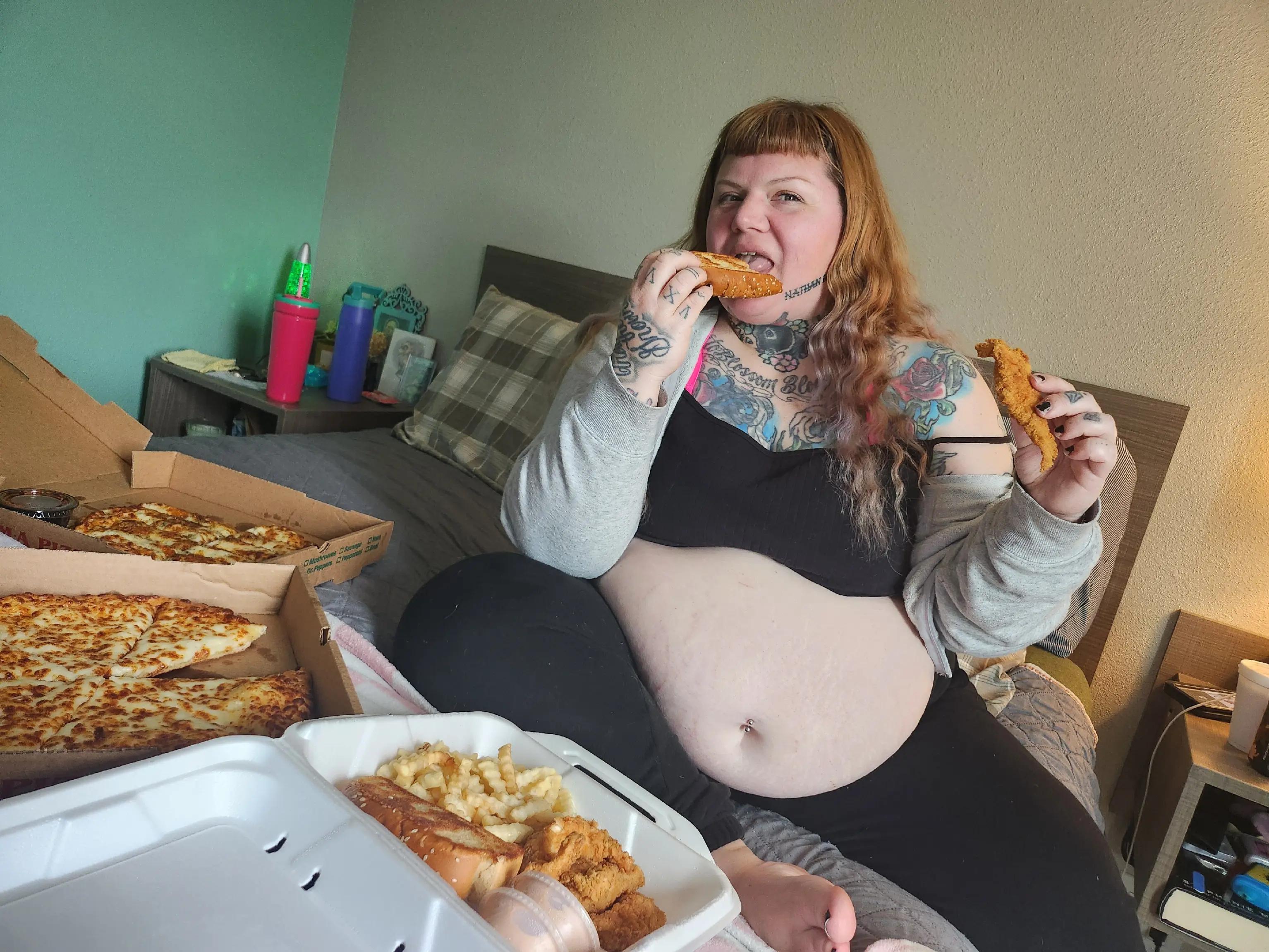 @LuxNoir/Gothbrat