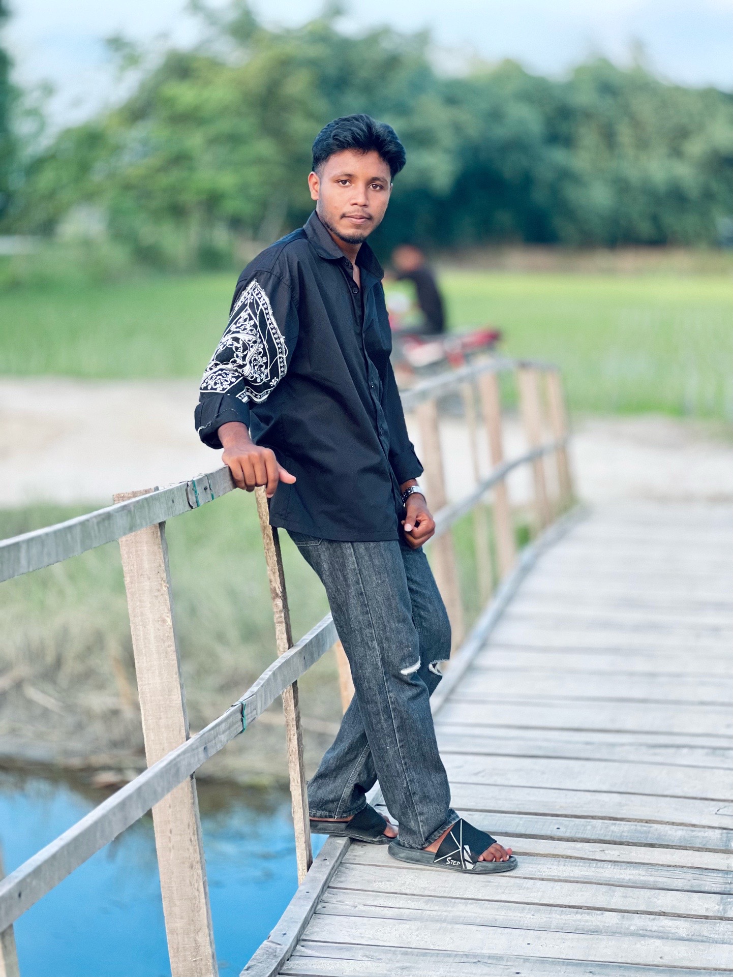 @⚡EMRAN ⚡