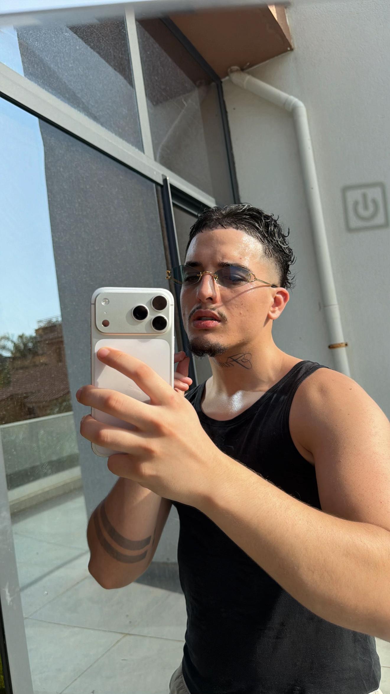 @🇩🇿?