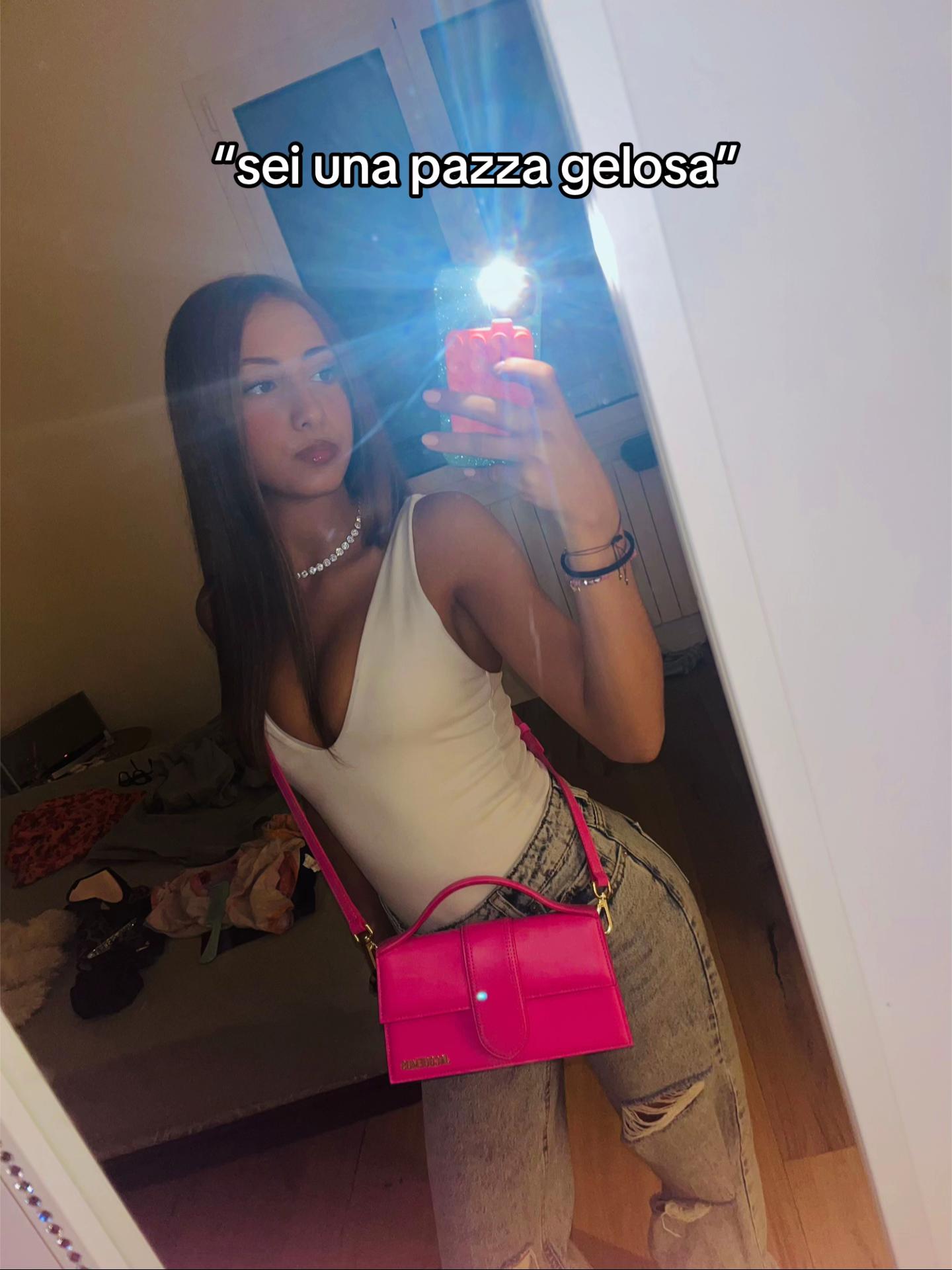 @emmuxclose