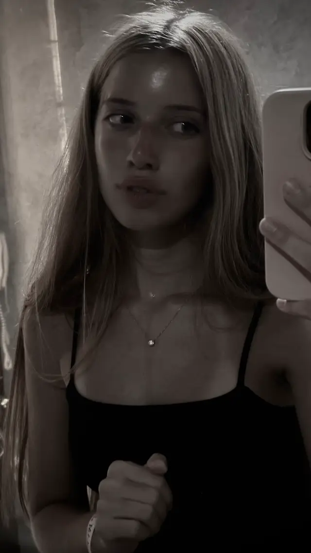 @eveelyaaa