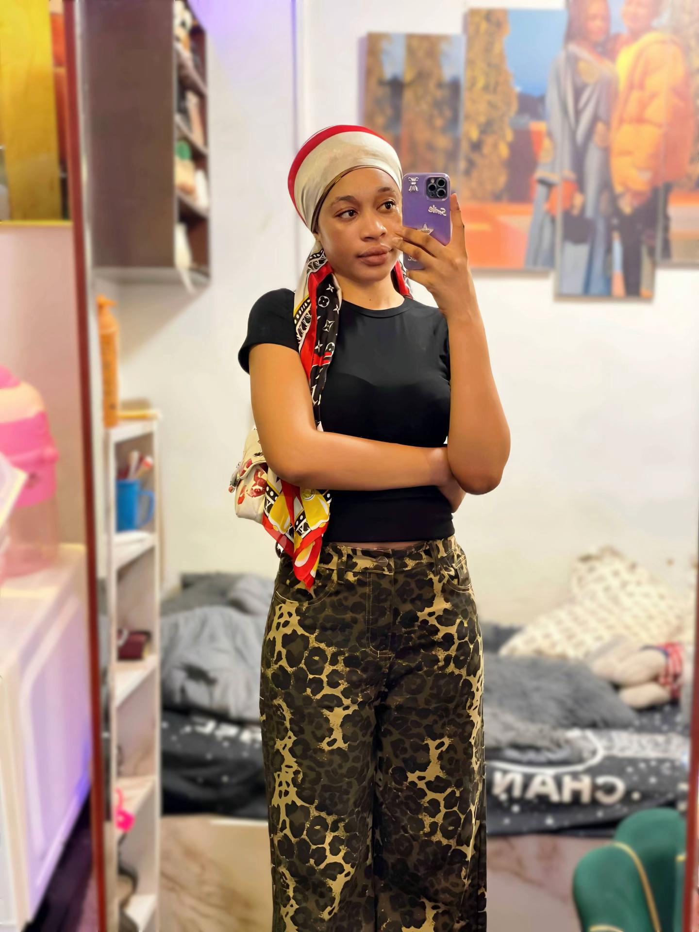 @FARIDA🤍🎀._