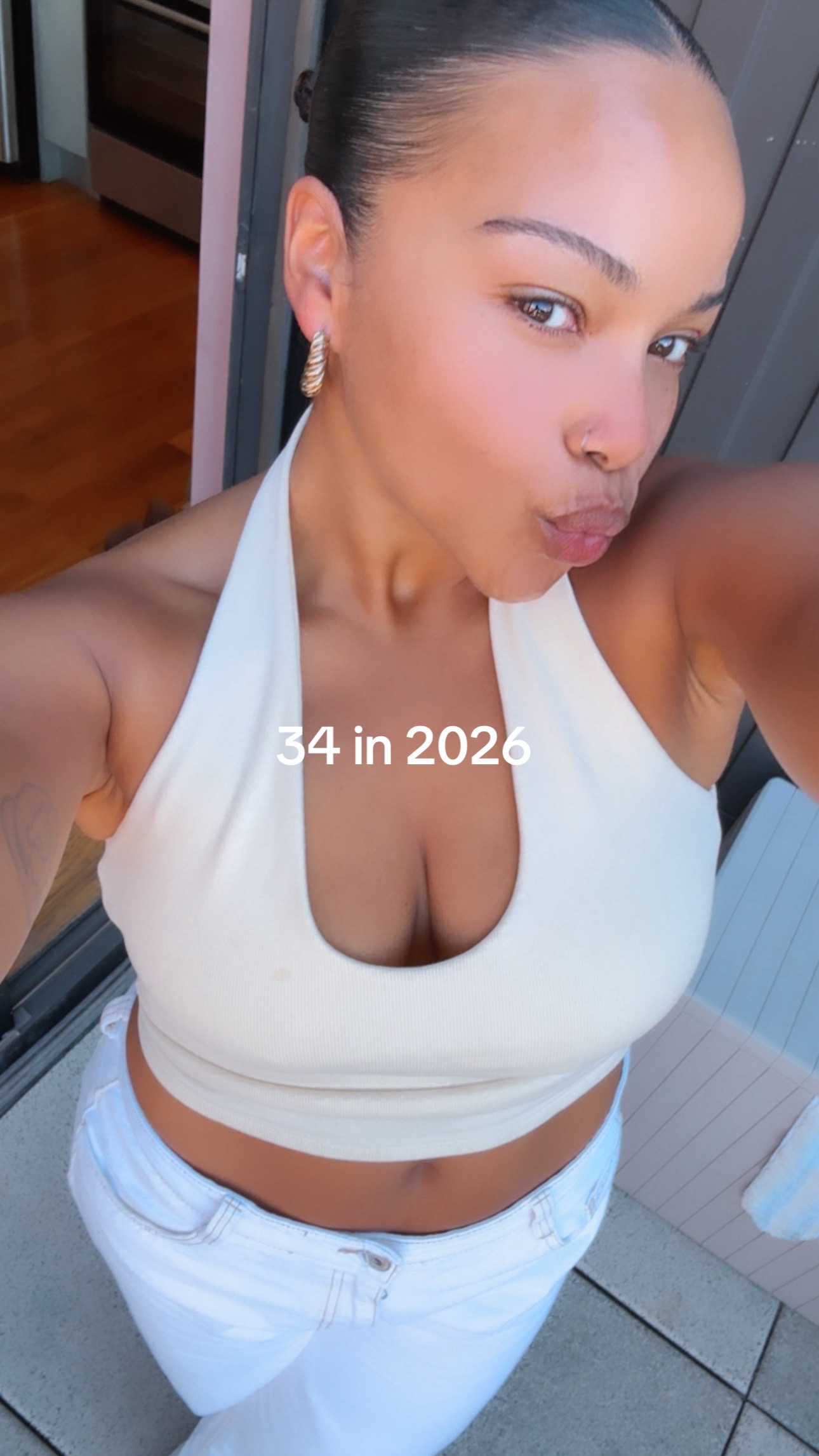 @T