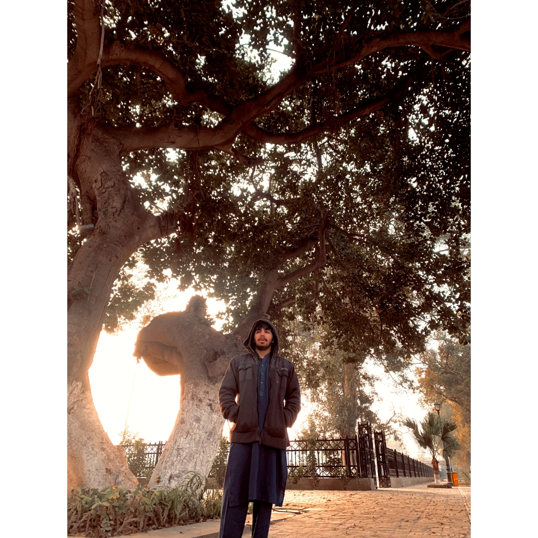 @𝘏𝘢𝘴𝘯𝘢𝘪𝘯 𝘘𝘶𝘳𝘦𝘴ح𝘪