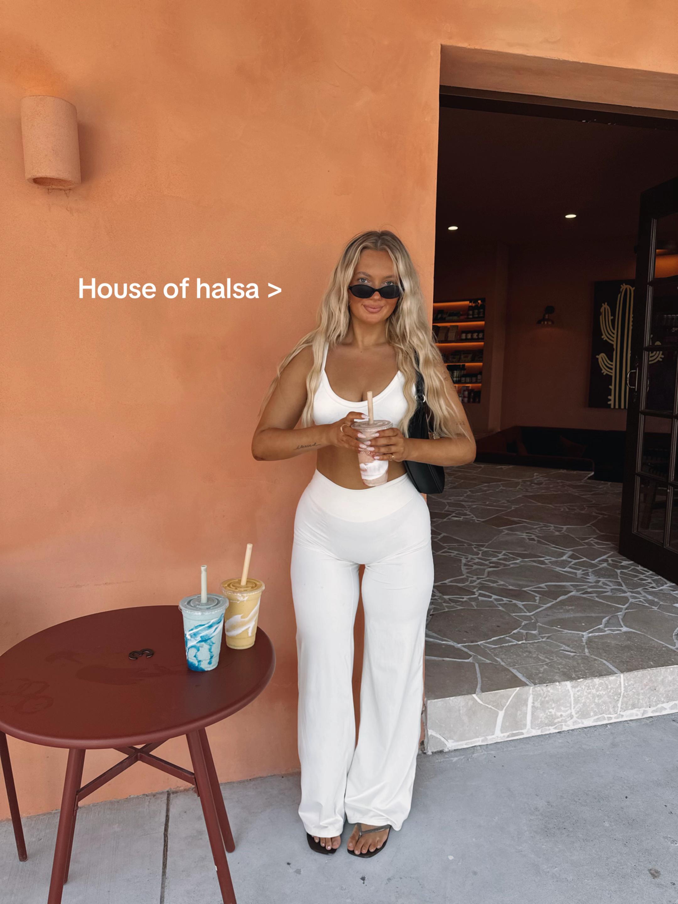 @Nikki