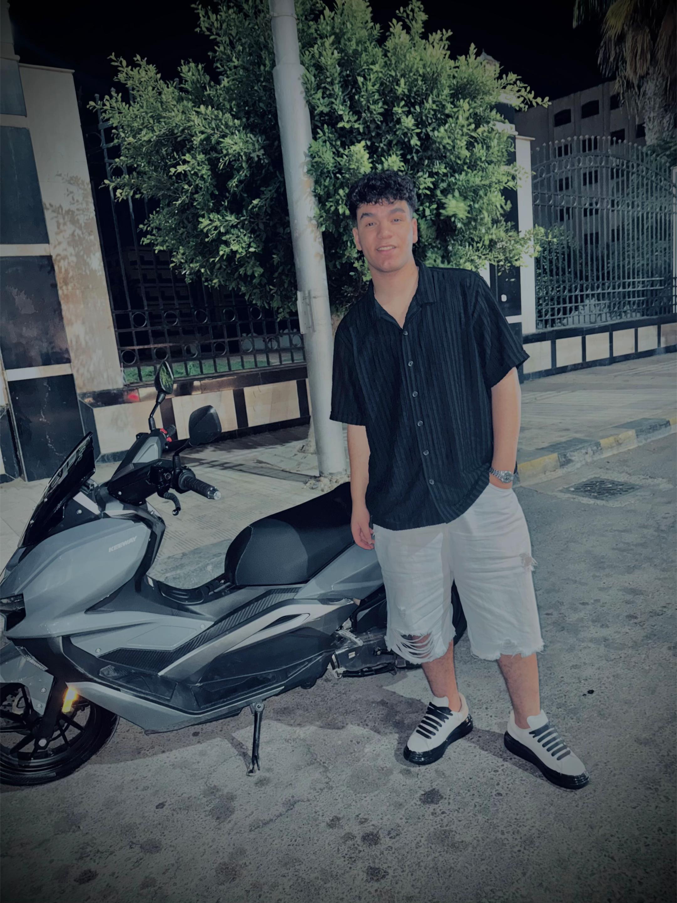 @H A M Z A๐ฝ