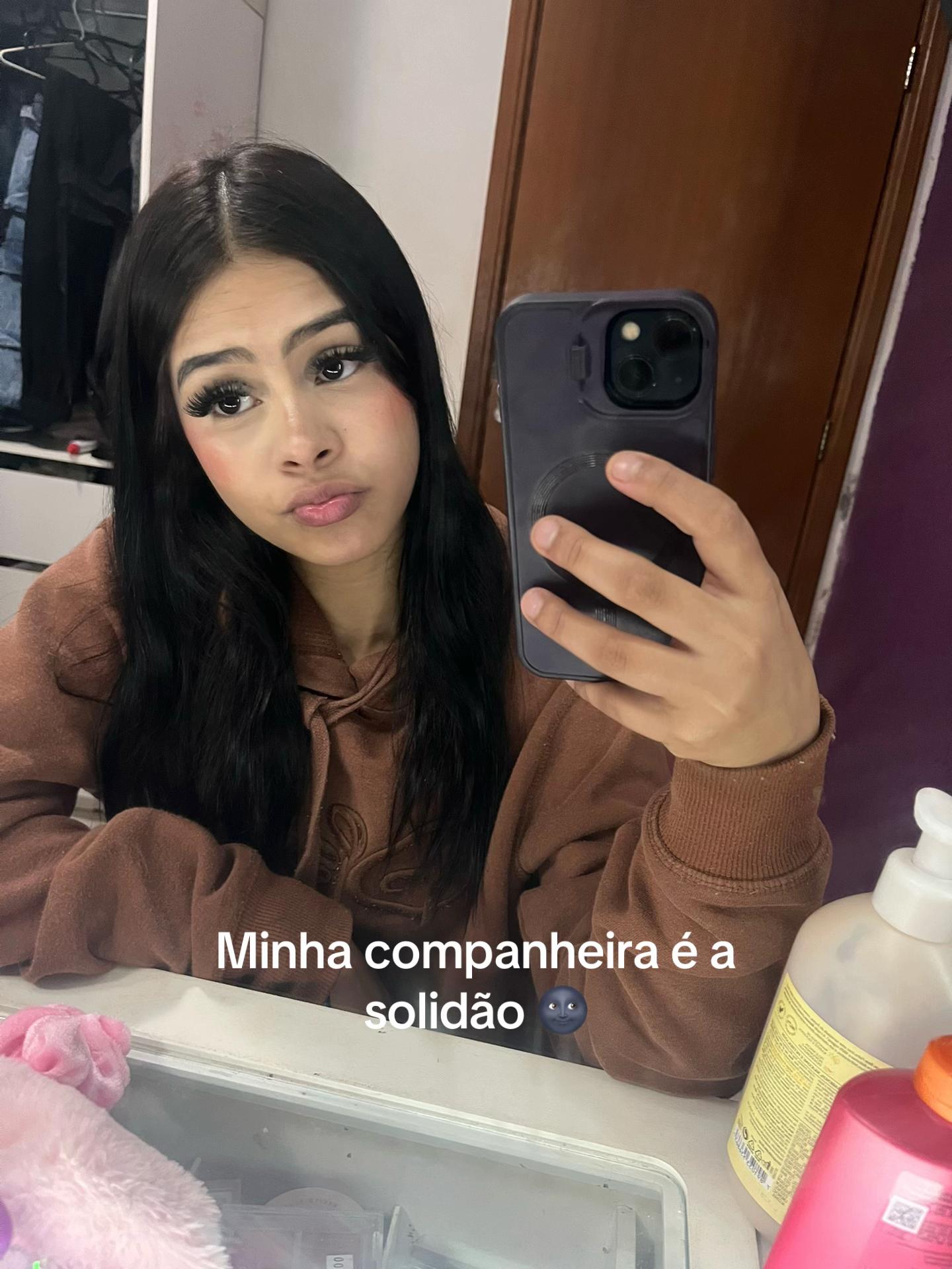 @Isinha do ghost ☹️⭐️
