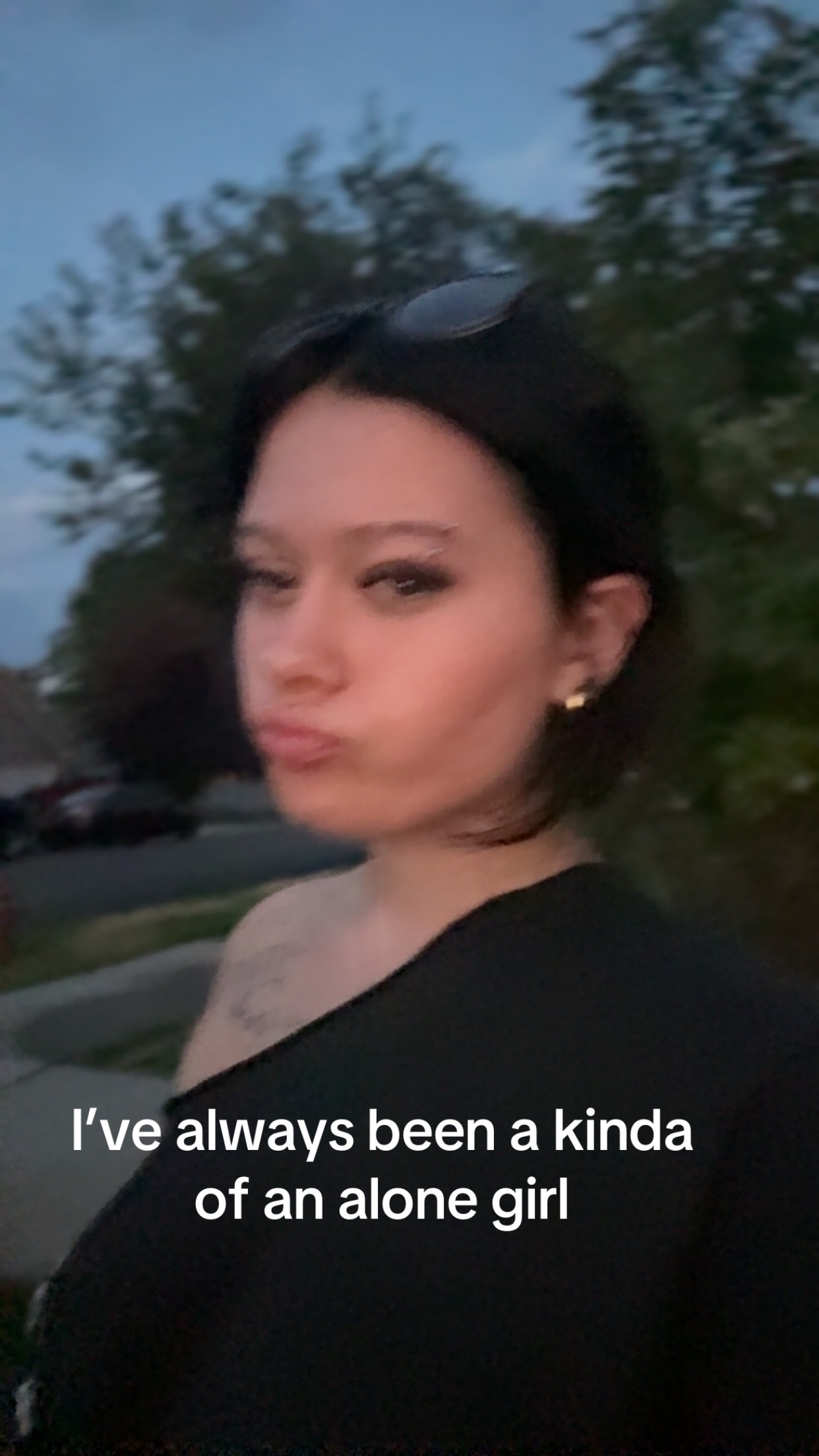 @E҉m҉m҉a҉