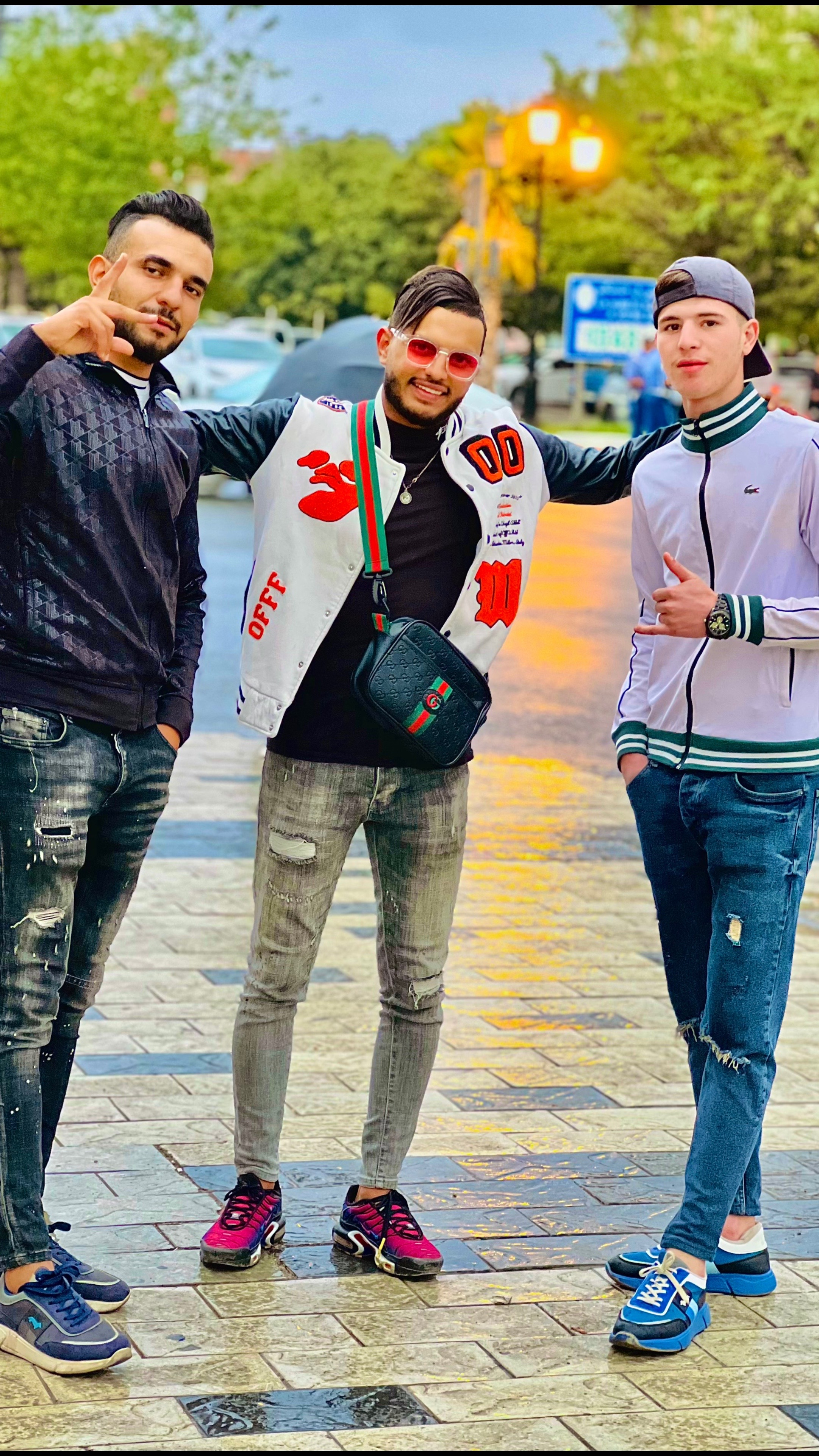 @samou19_