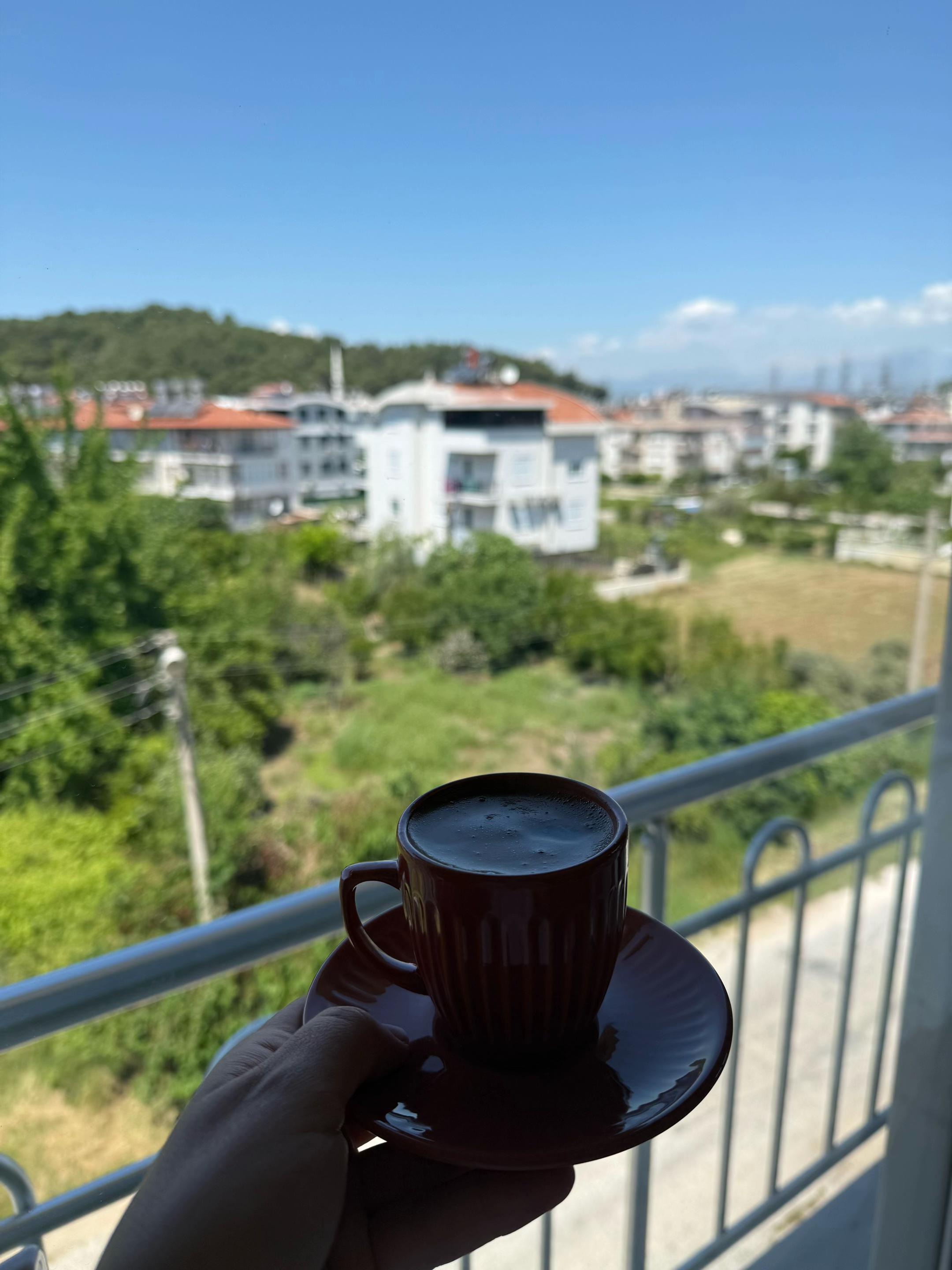 @Ebru &Ccedil;etin