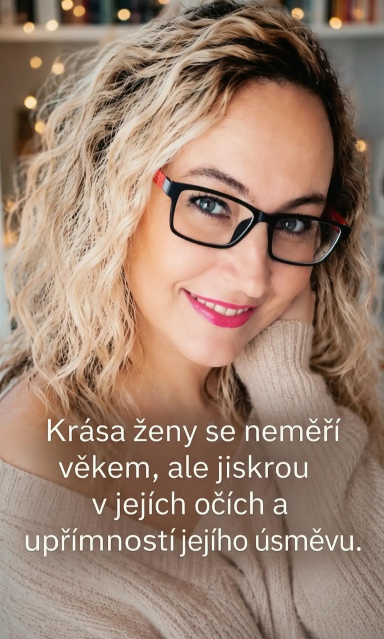@🦈⭐️&hearts;️Marťa⭐️🤜🤍🤛
