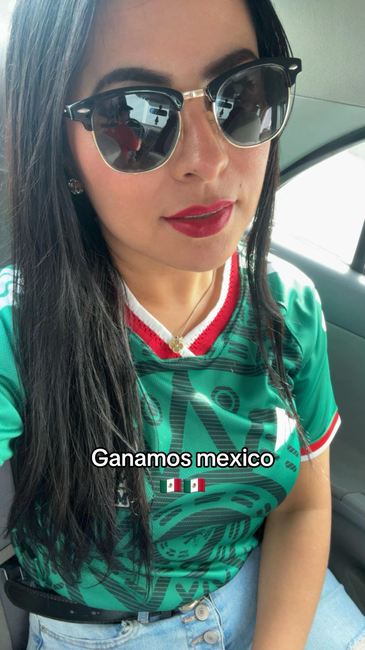 @YANI🎤🎼☀️🏖️🦋