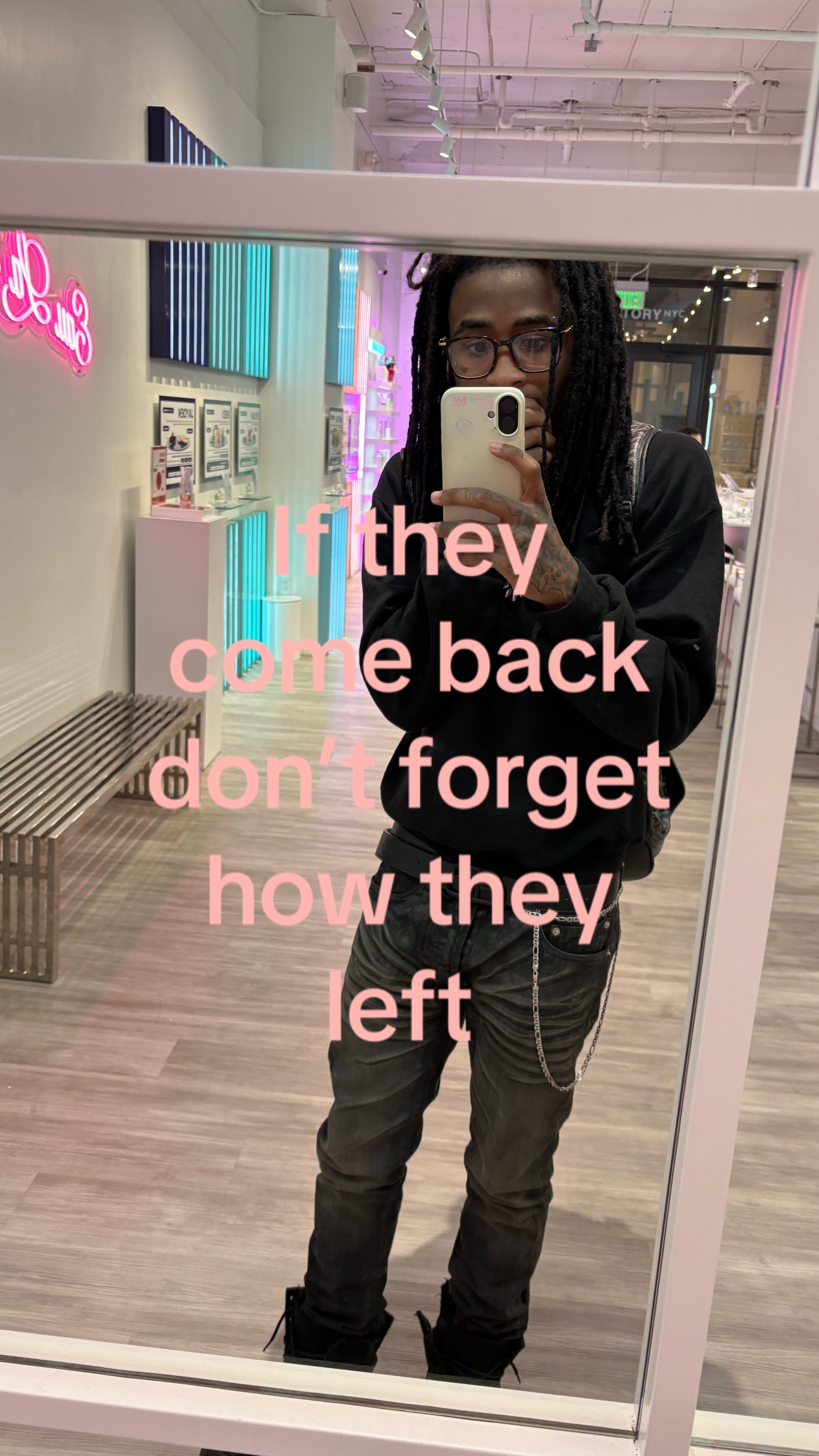 @️
