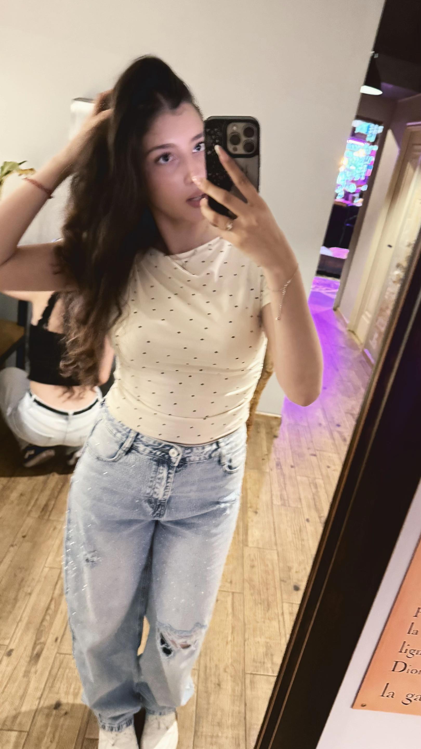 @🫂
