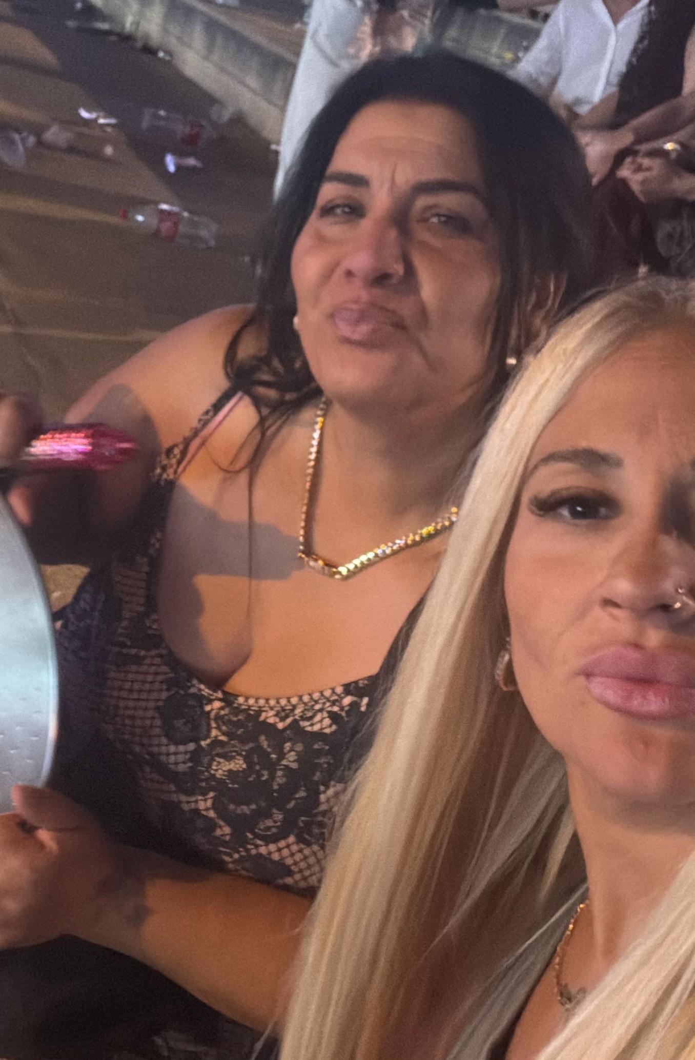 @Tania de la vega