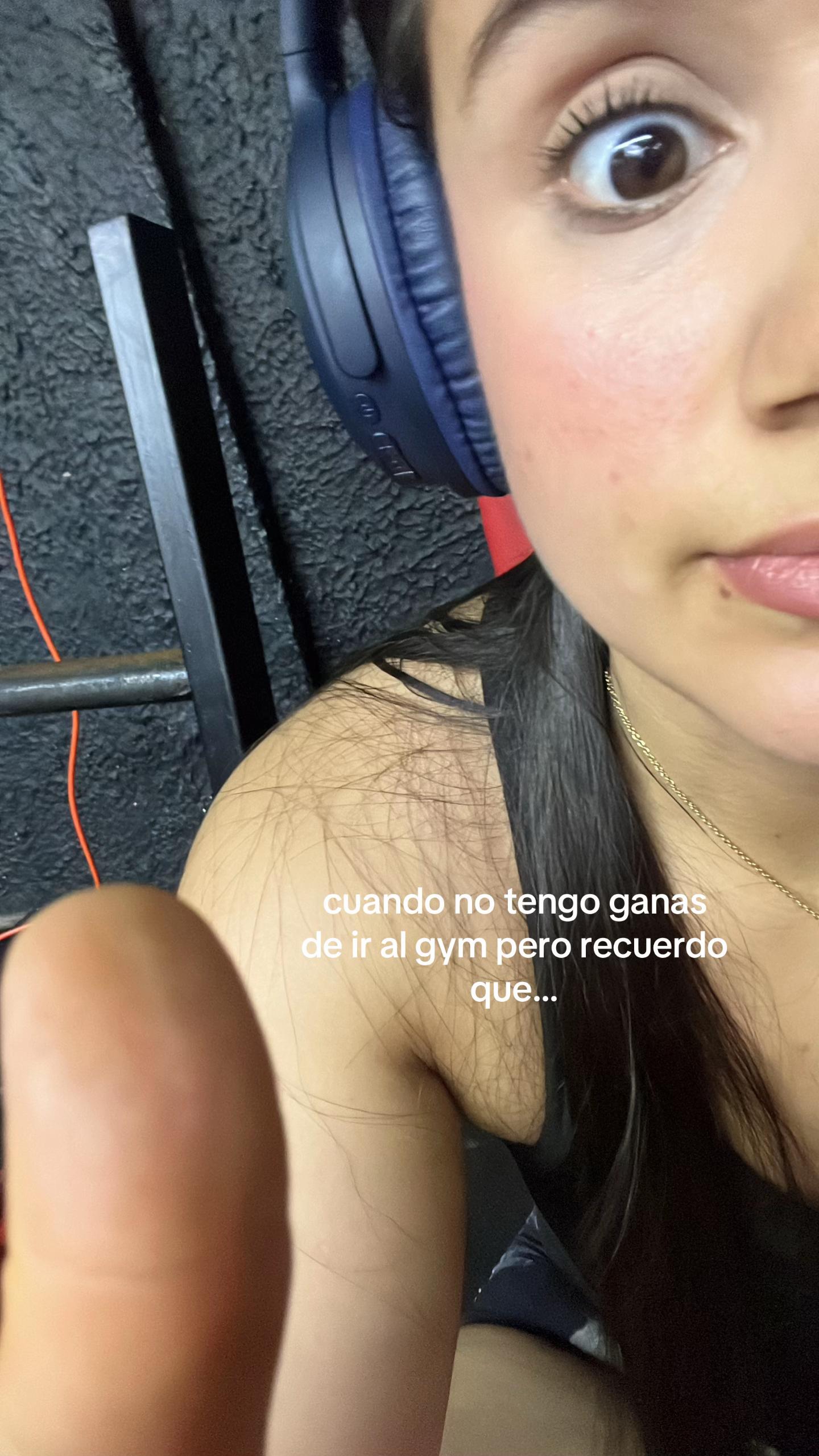 @Camila