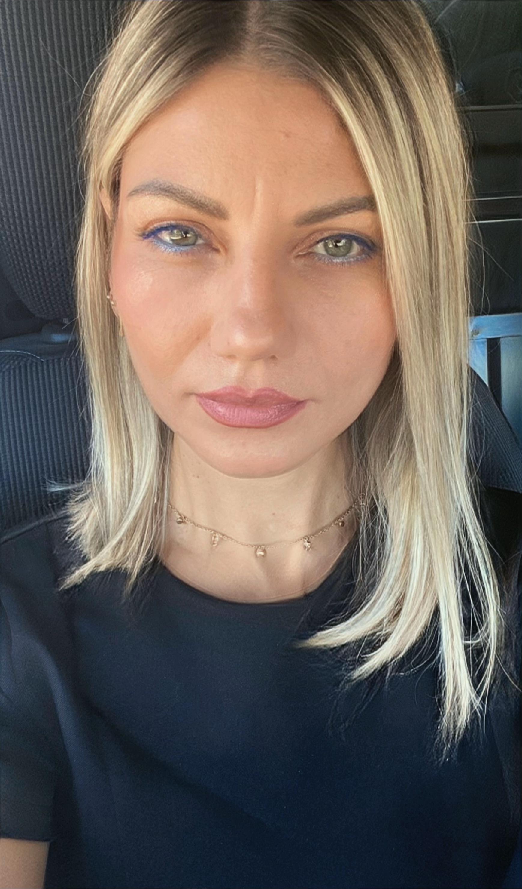 @Alina Lificiu706