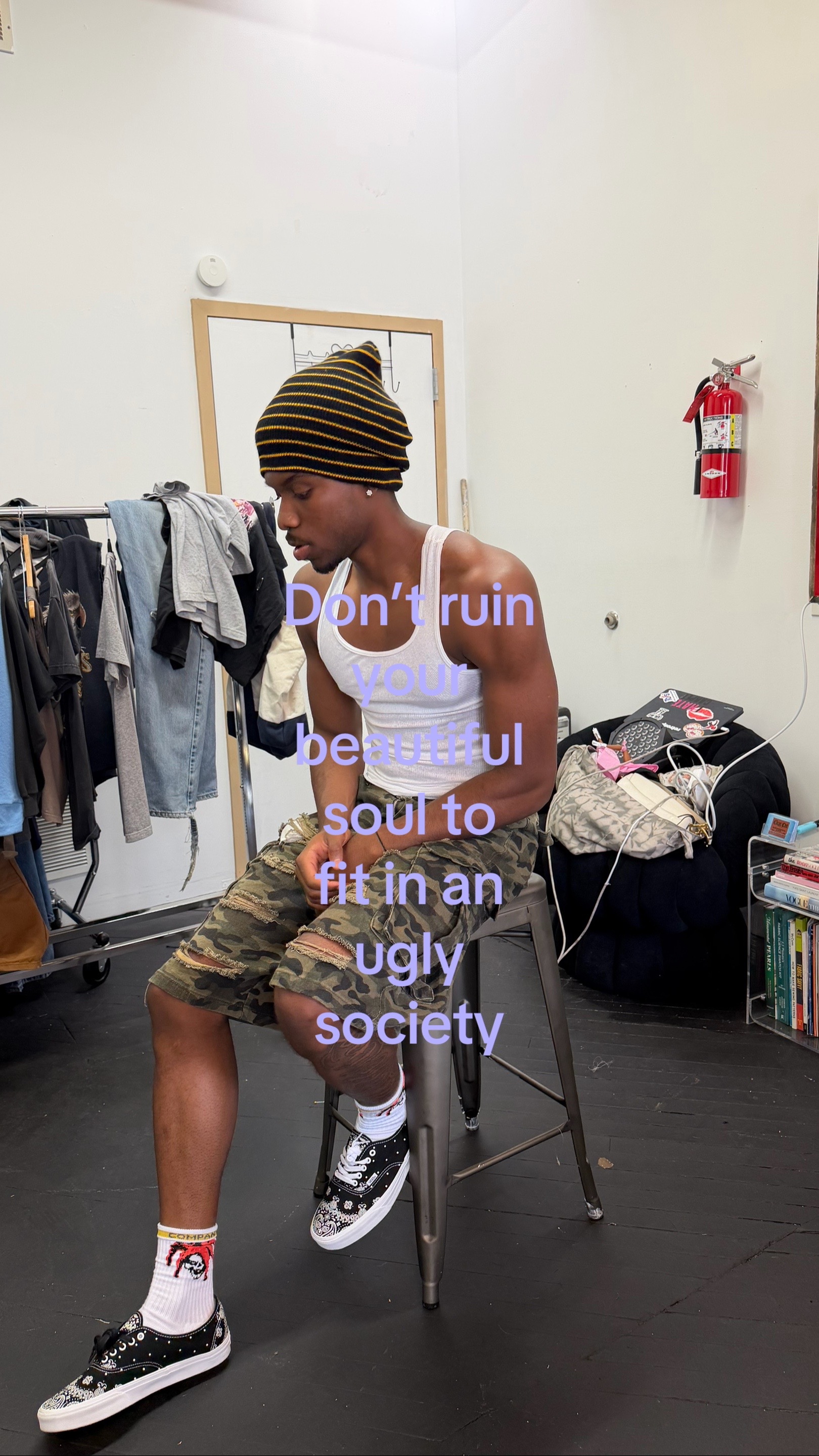 @￼