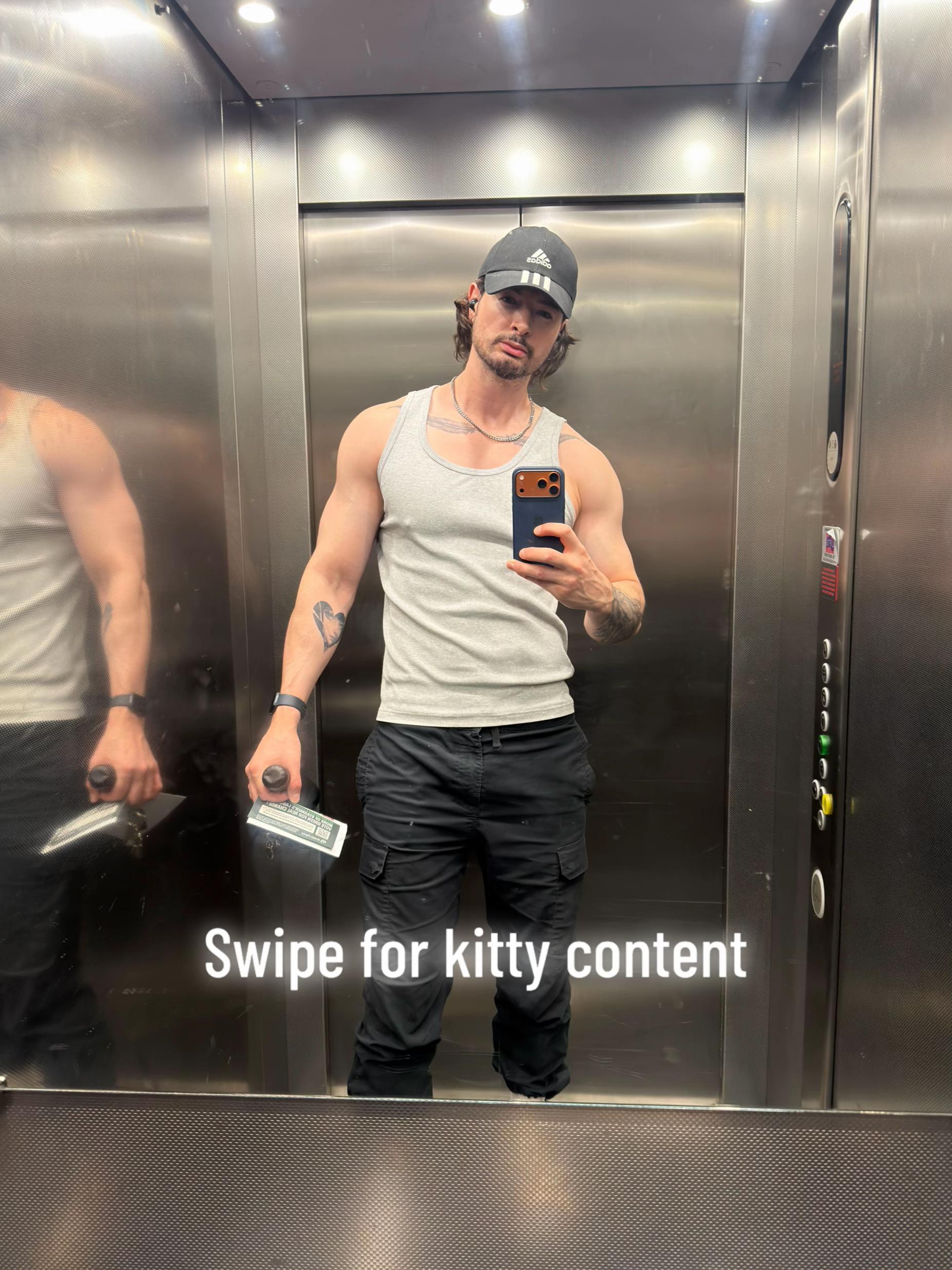 @mikedoescosplay