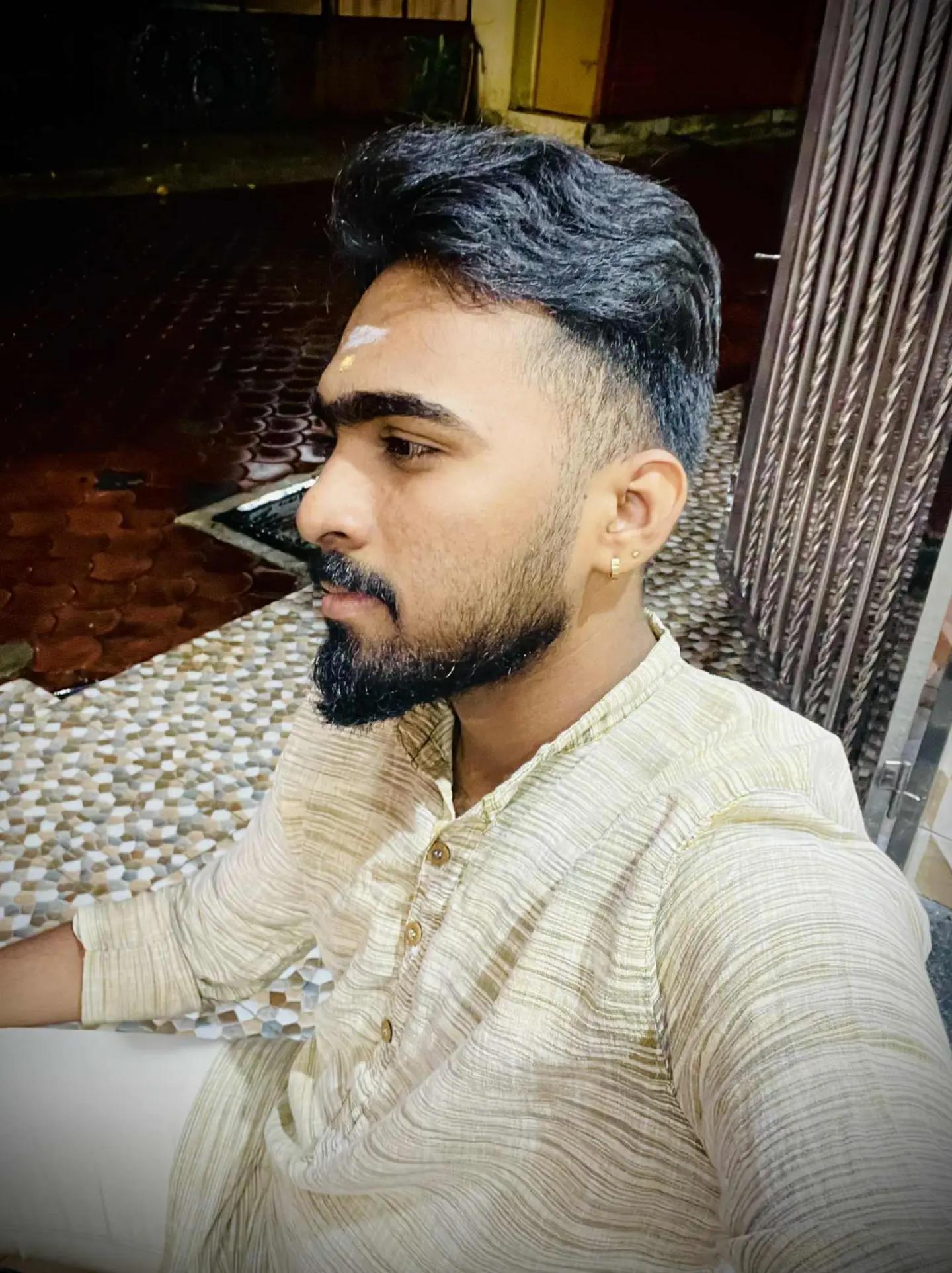 @S H X N ⚡🧿