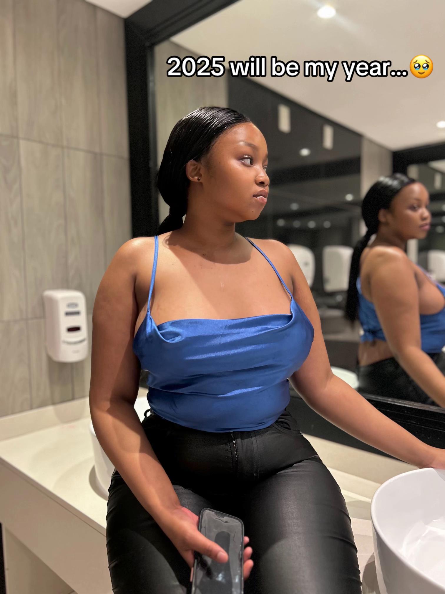 @King_buhle