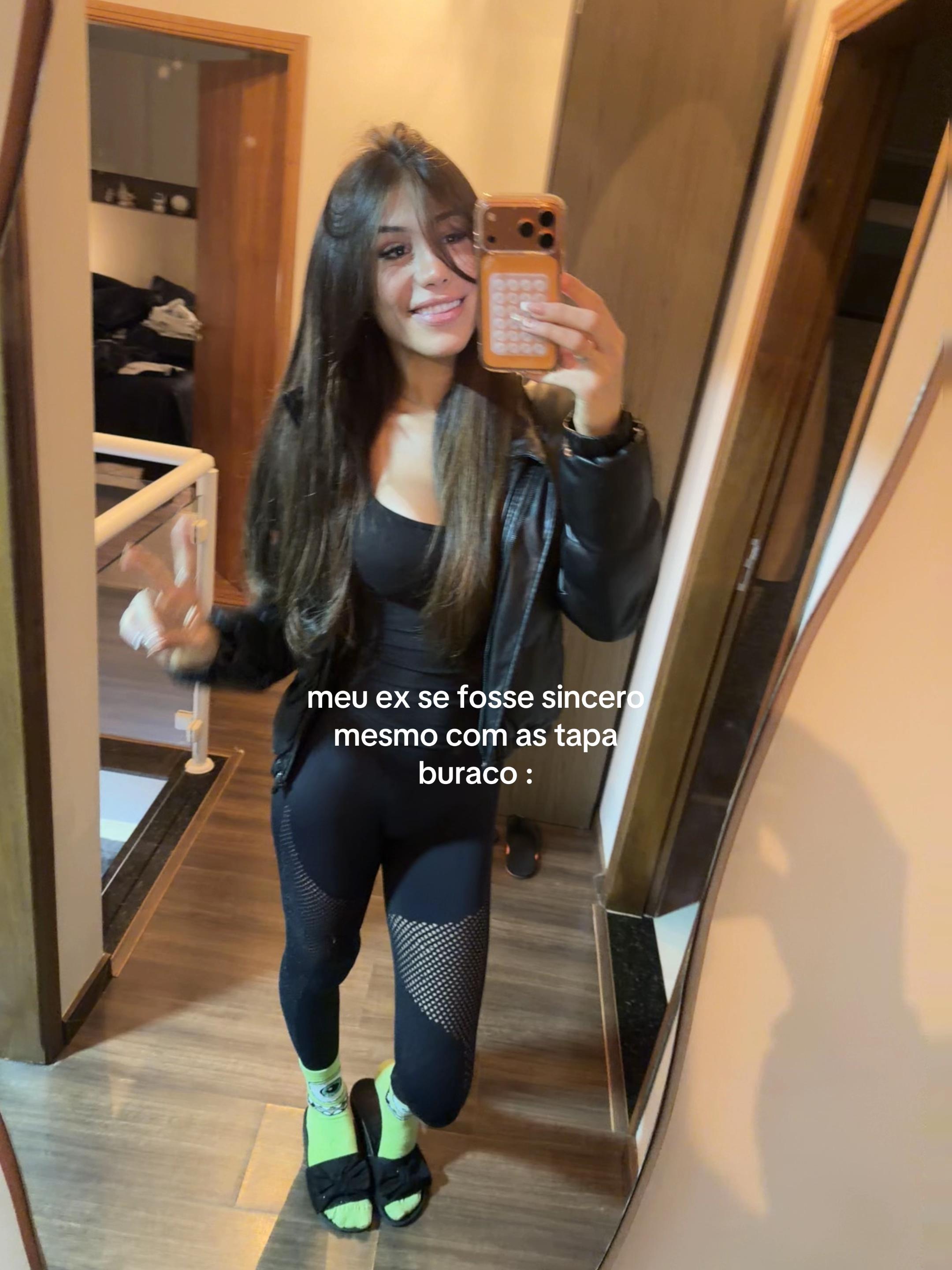 @manuellaollv