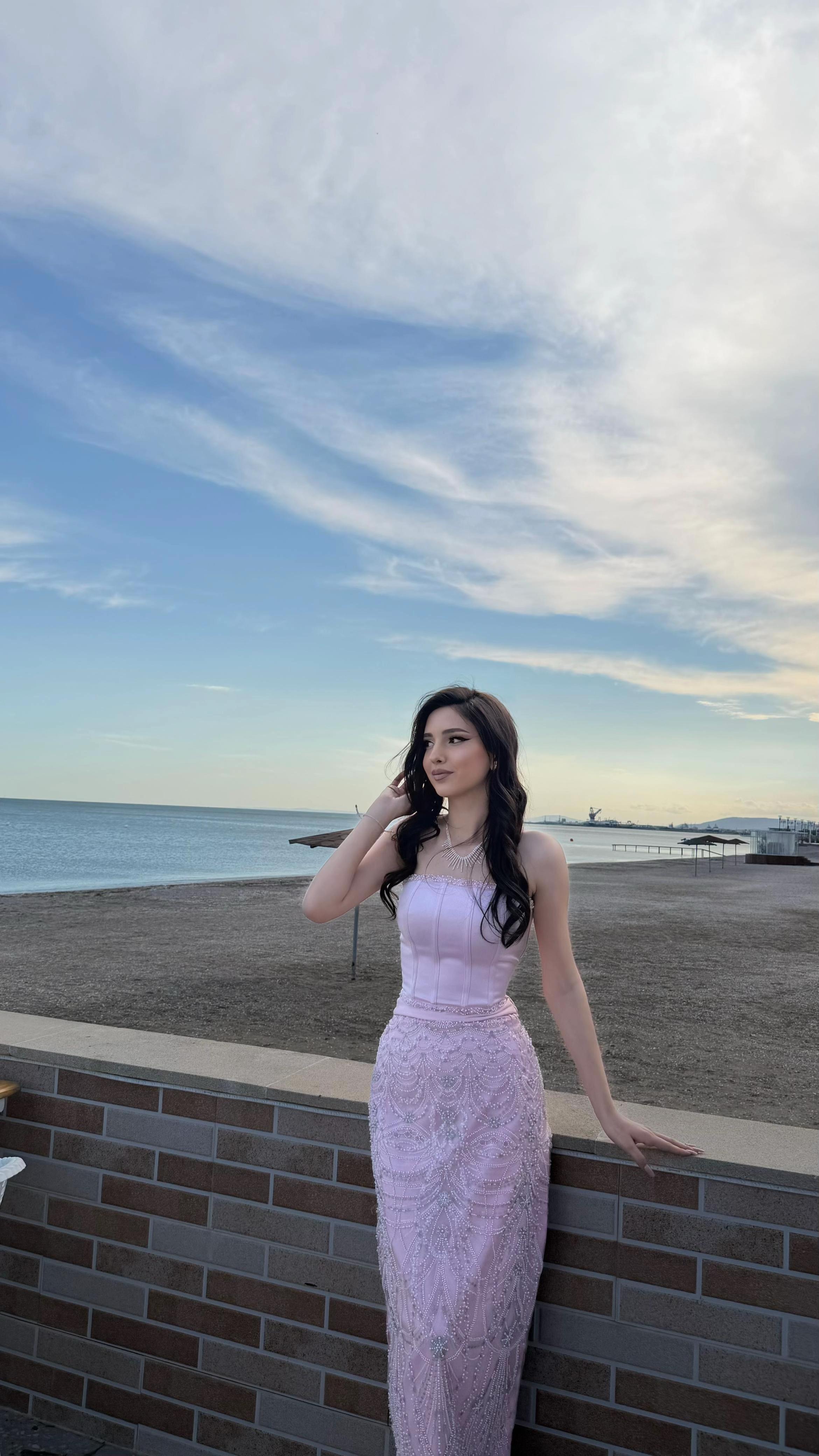 @Kiraye_ziyafett_geyimleri