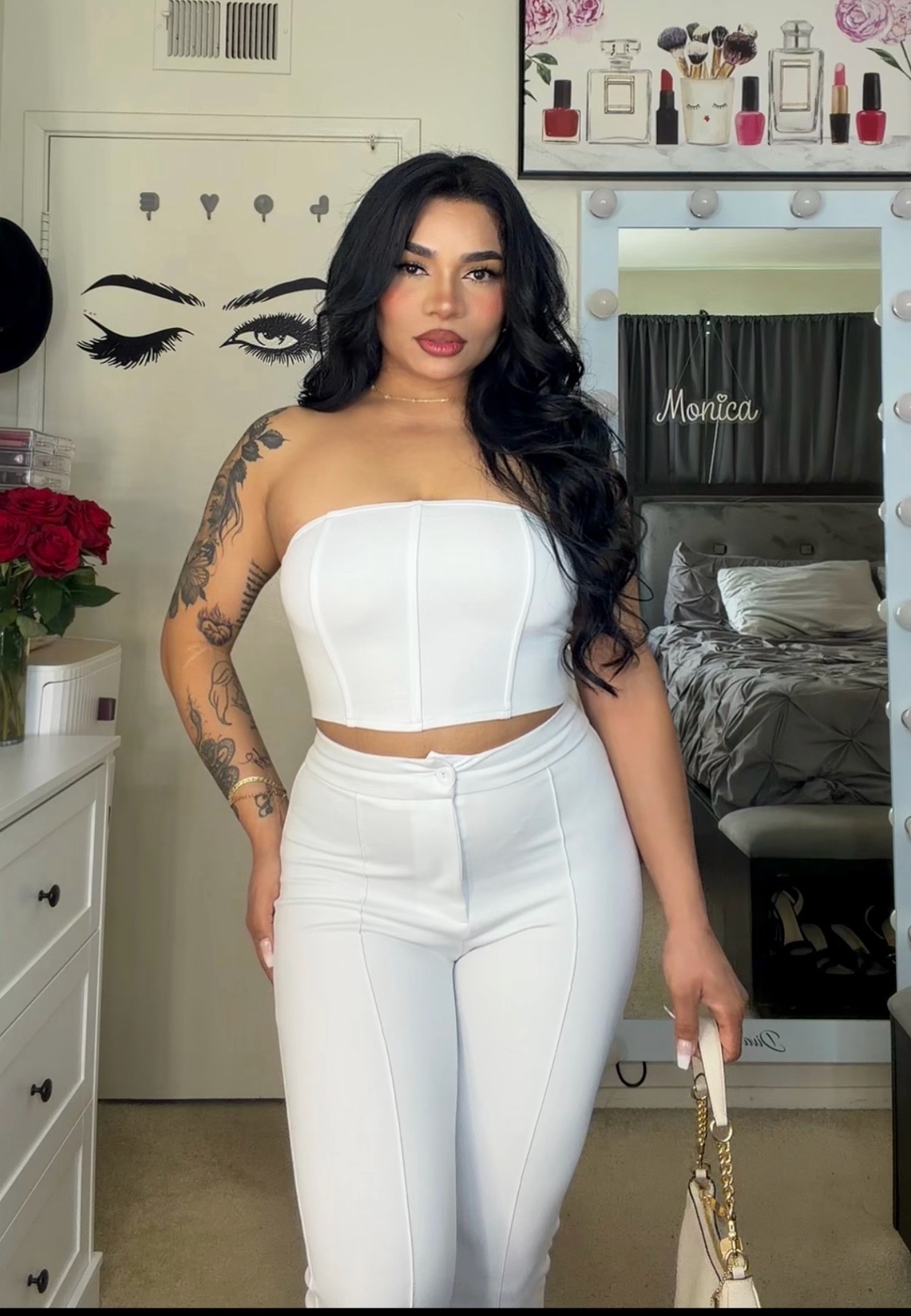 @Monica Valencia