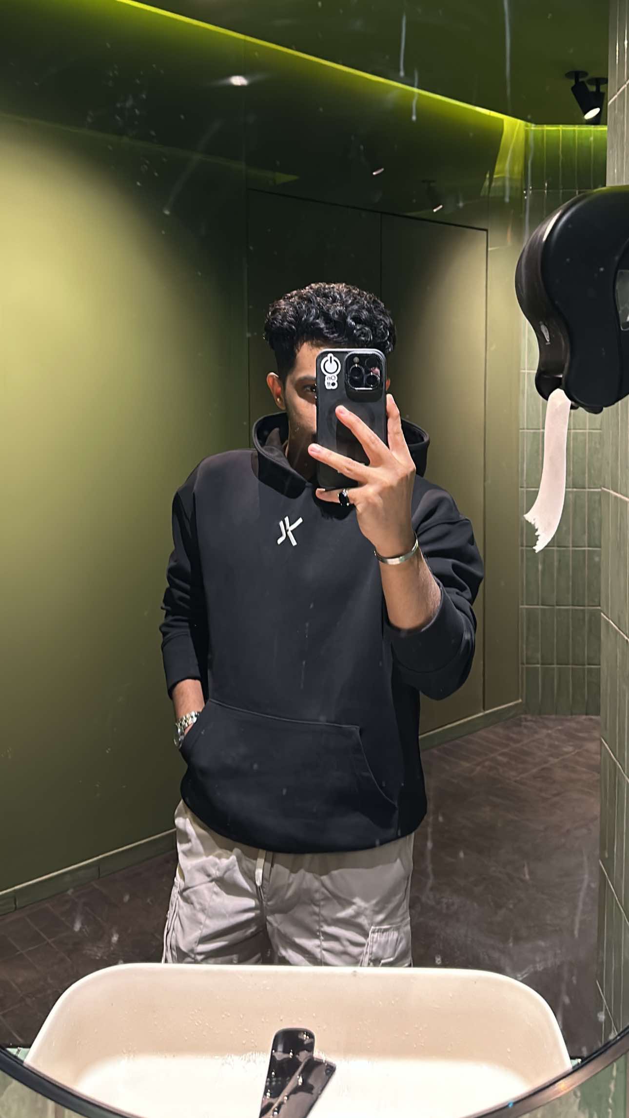 @حسـن بن محمد 🤍⚡️