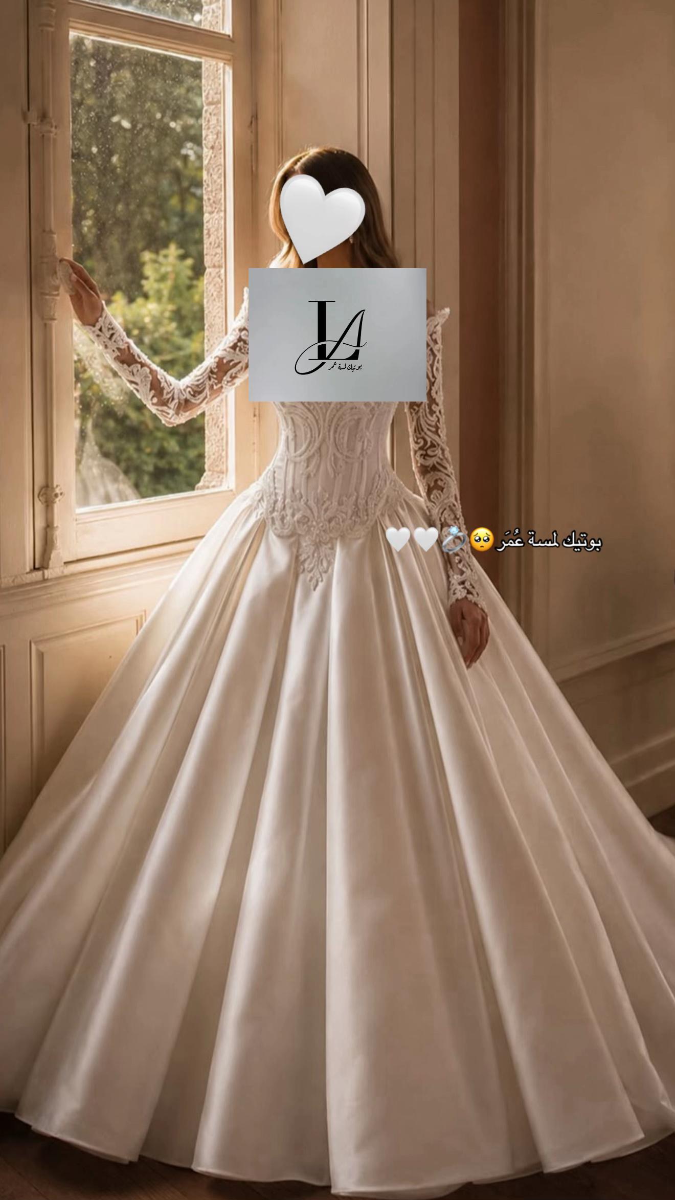 @بوتيك لمسة عُمر 💍🤍