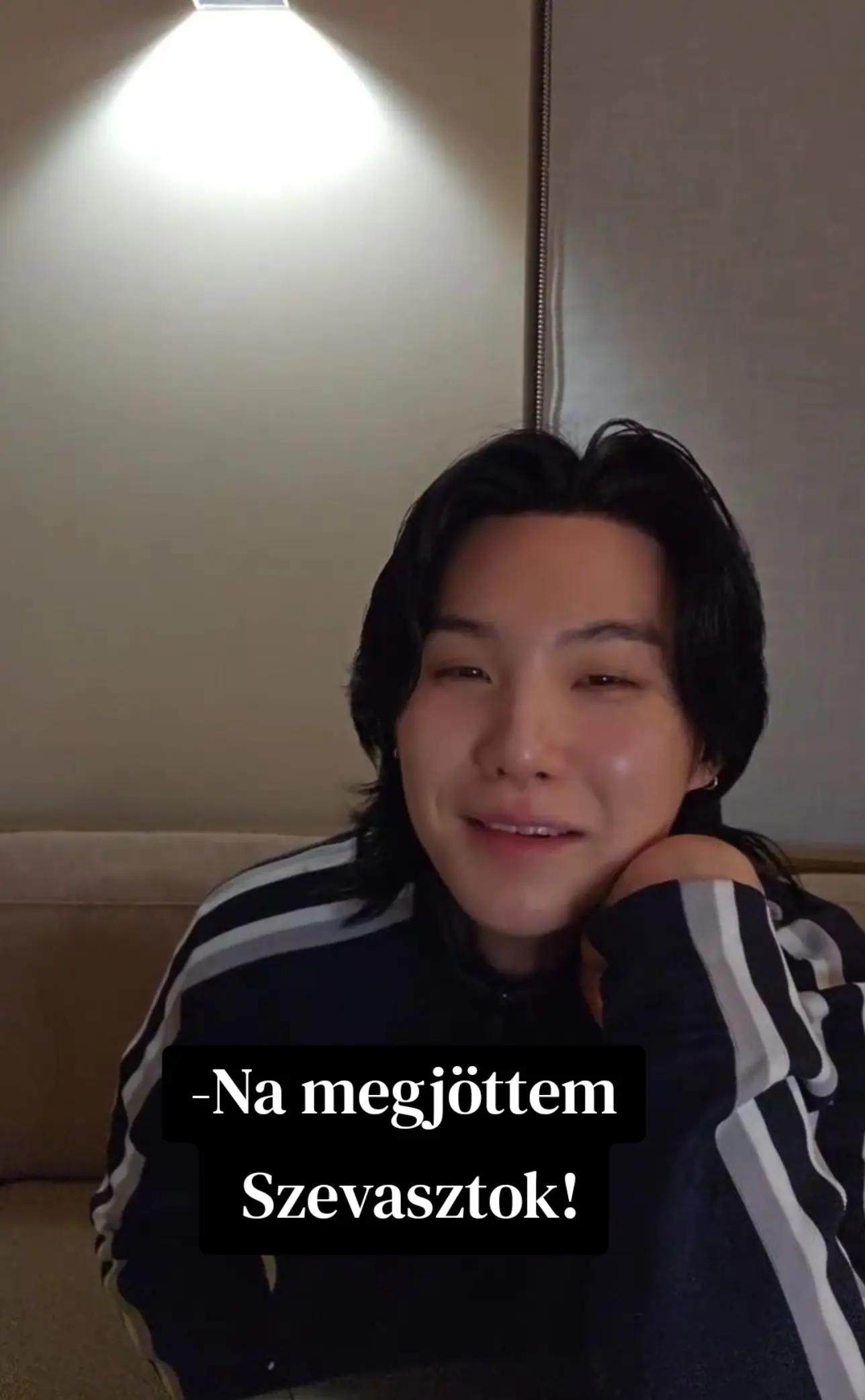 @Trixi1225🐱🐍🦊