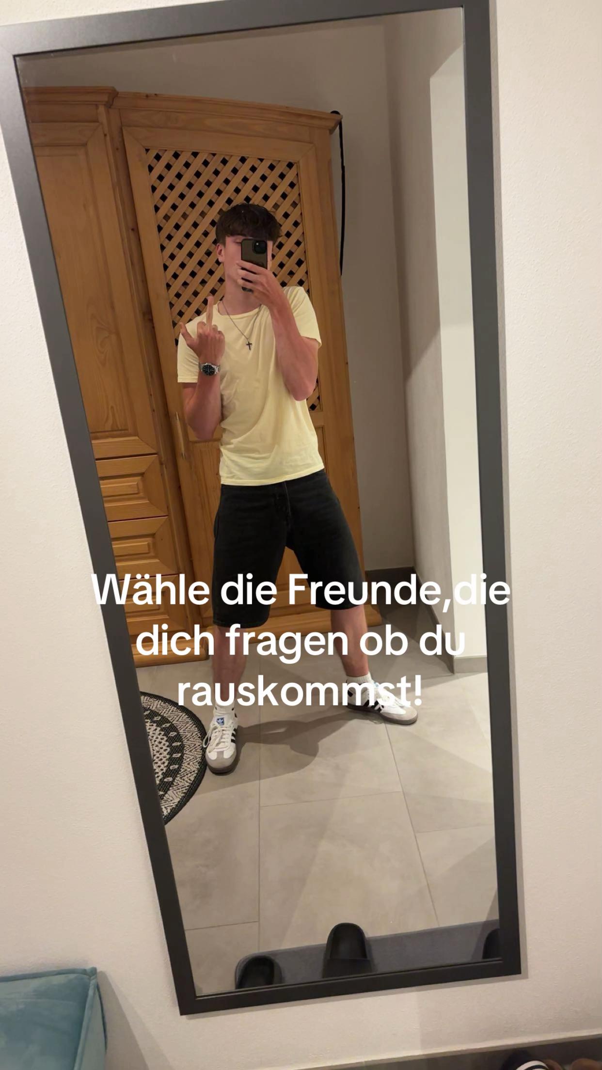 @Maxi