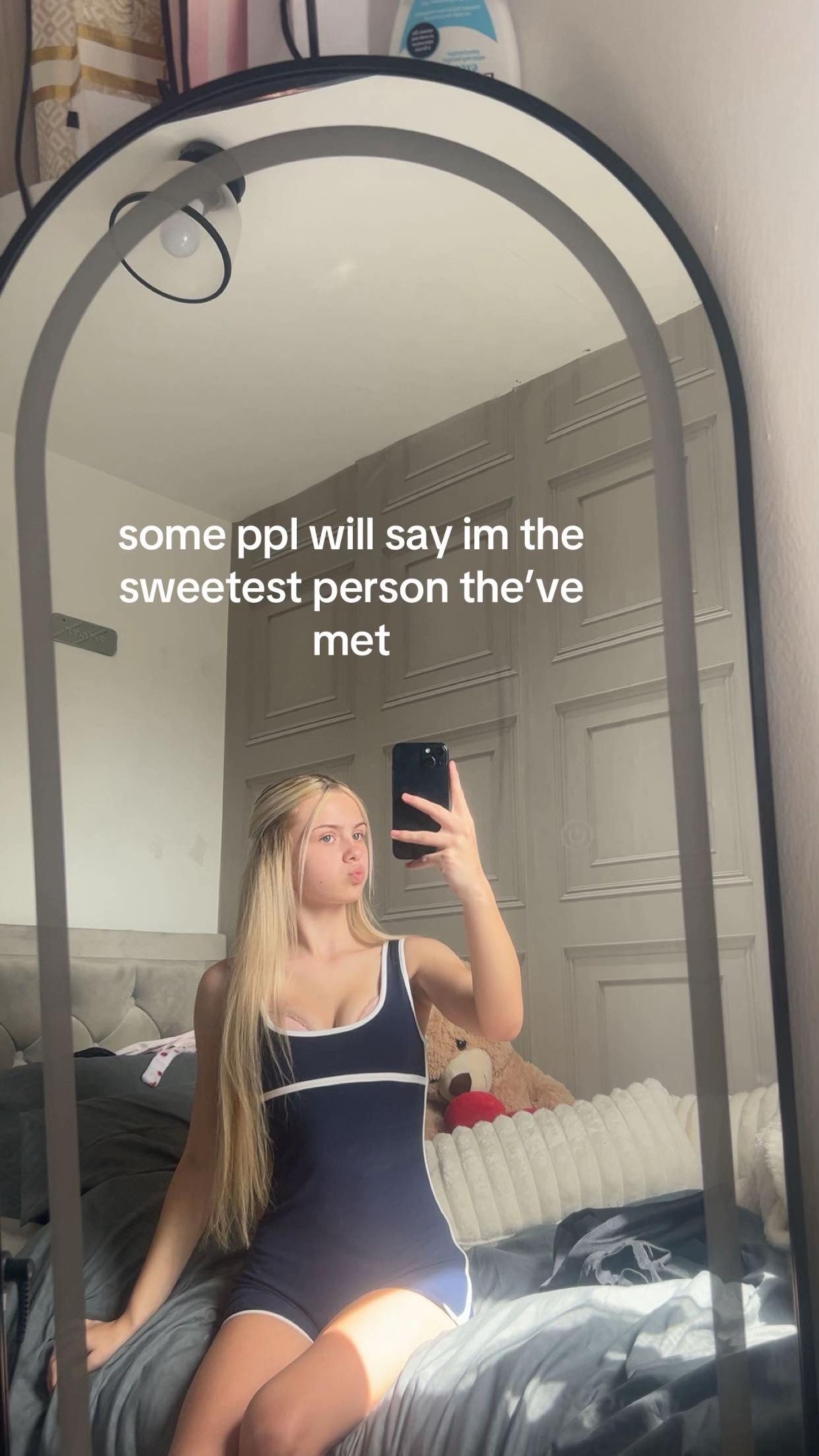 @ellie🩶