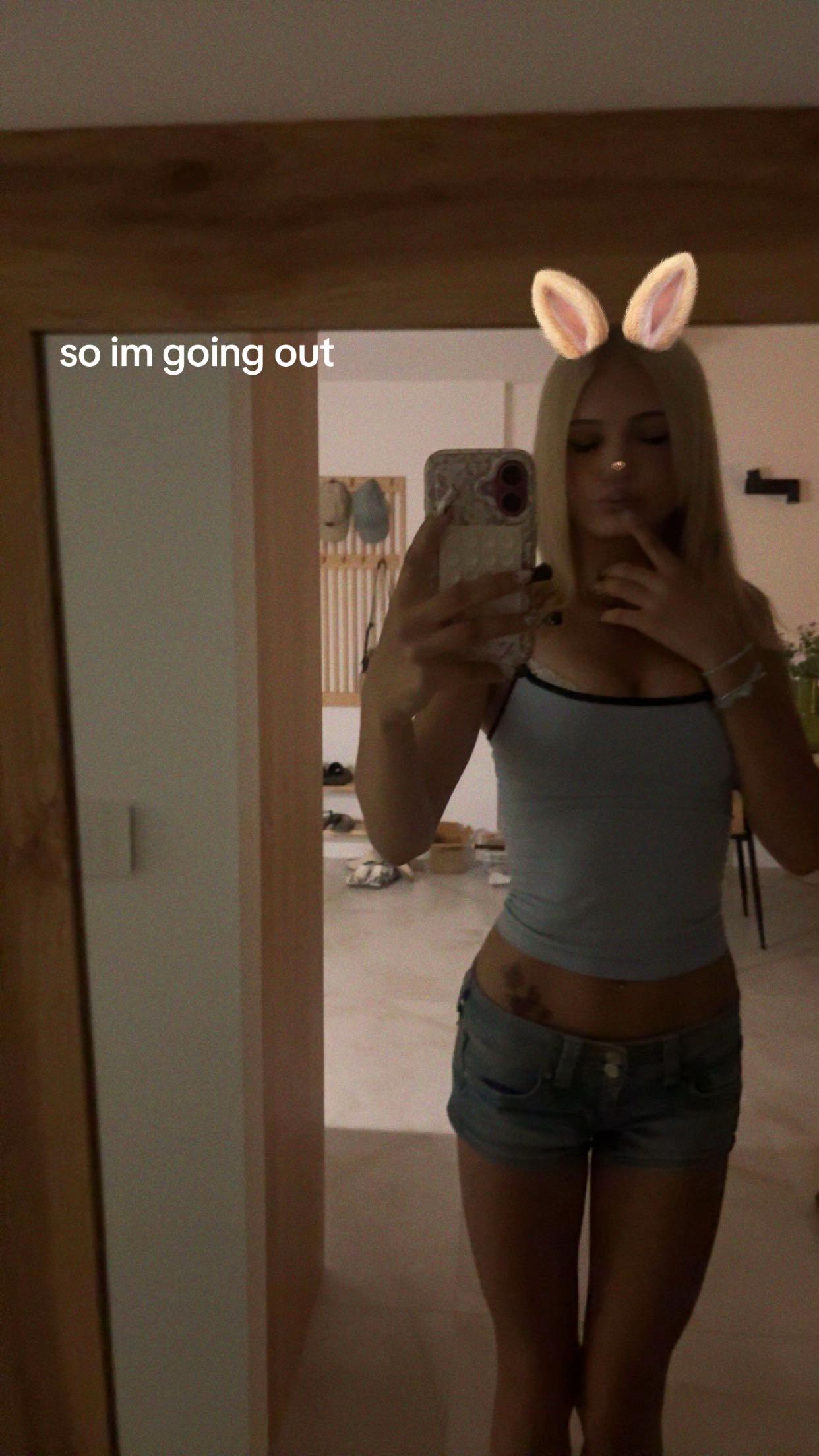 @strawbhoe