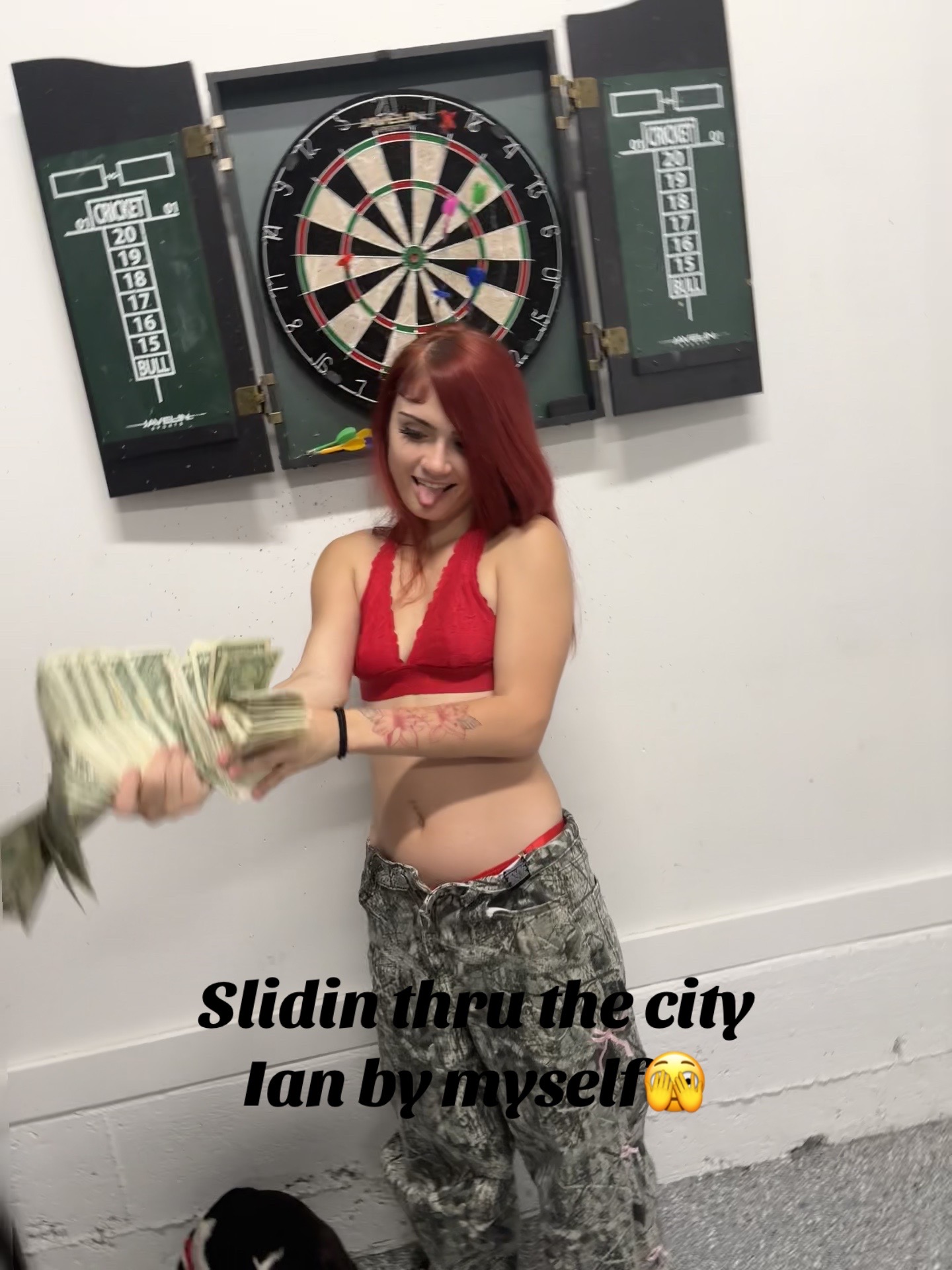 @️