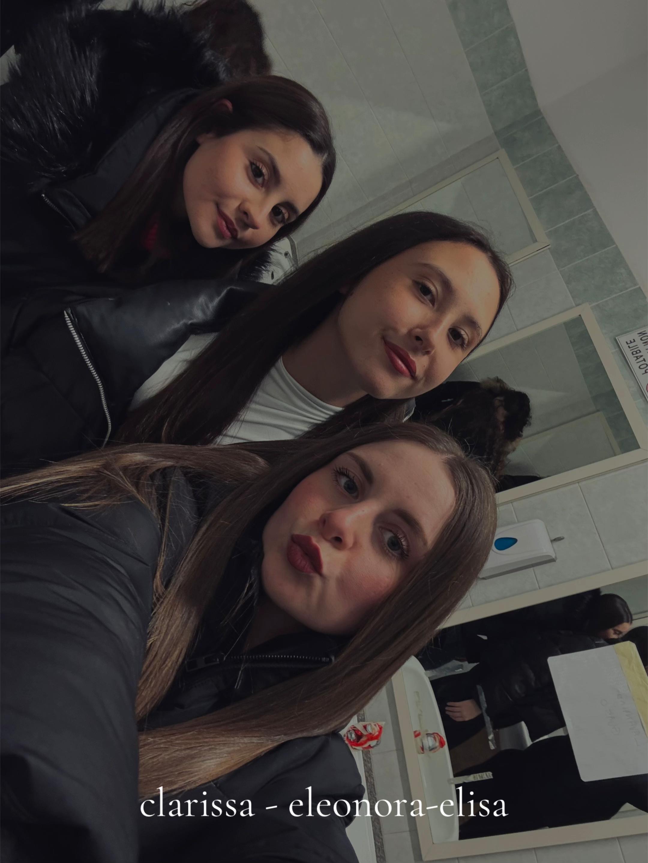 @𝐄 𝐋 𝐈🖤