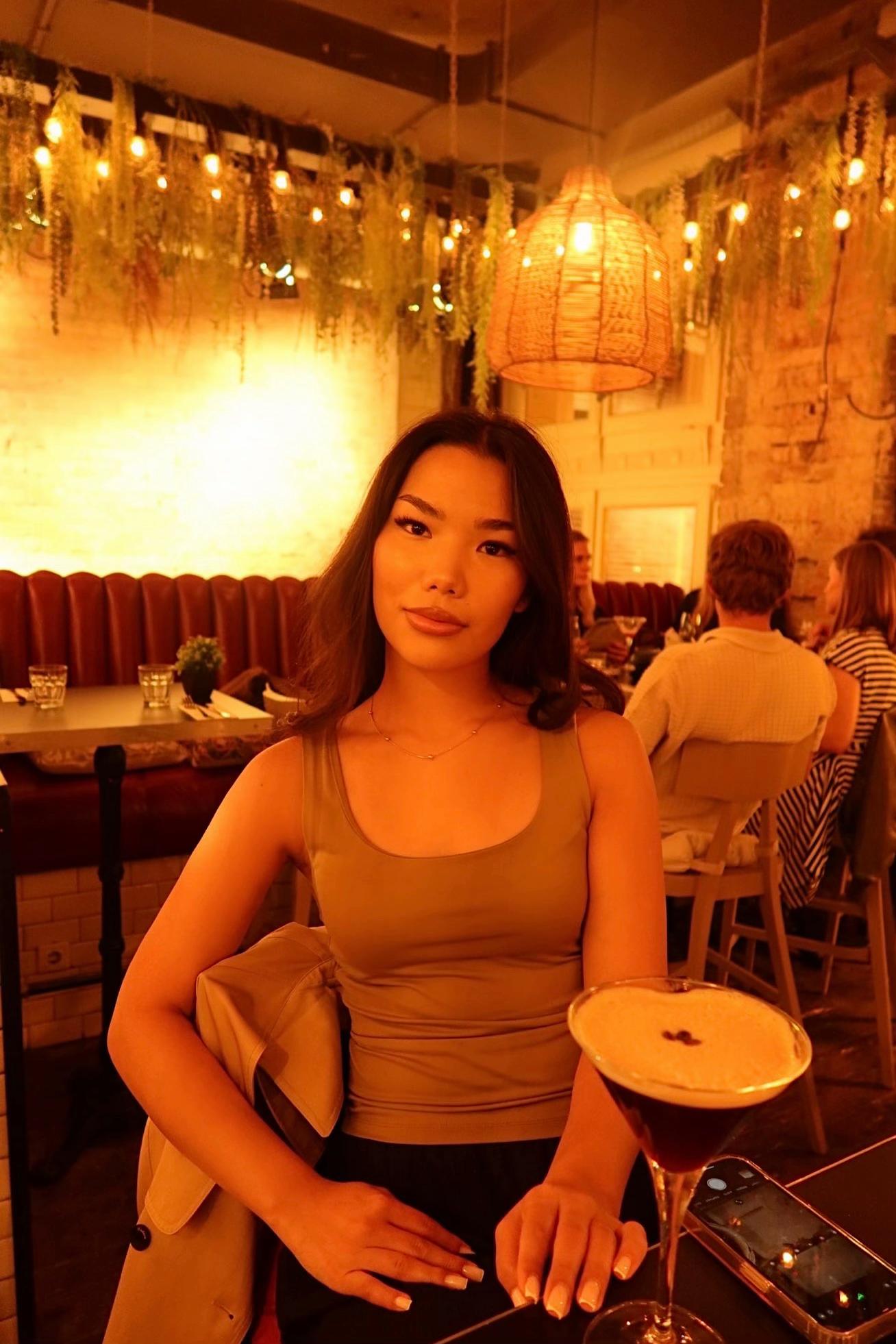 @m.