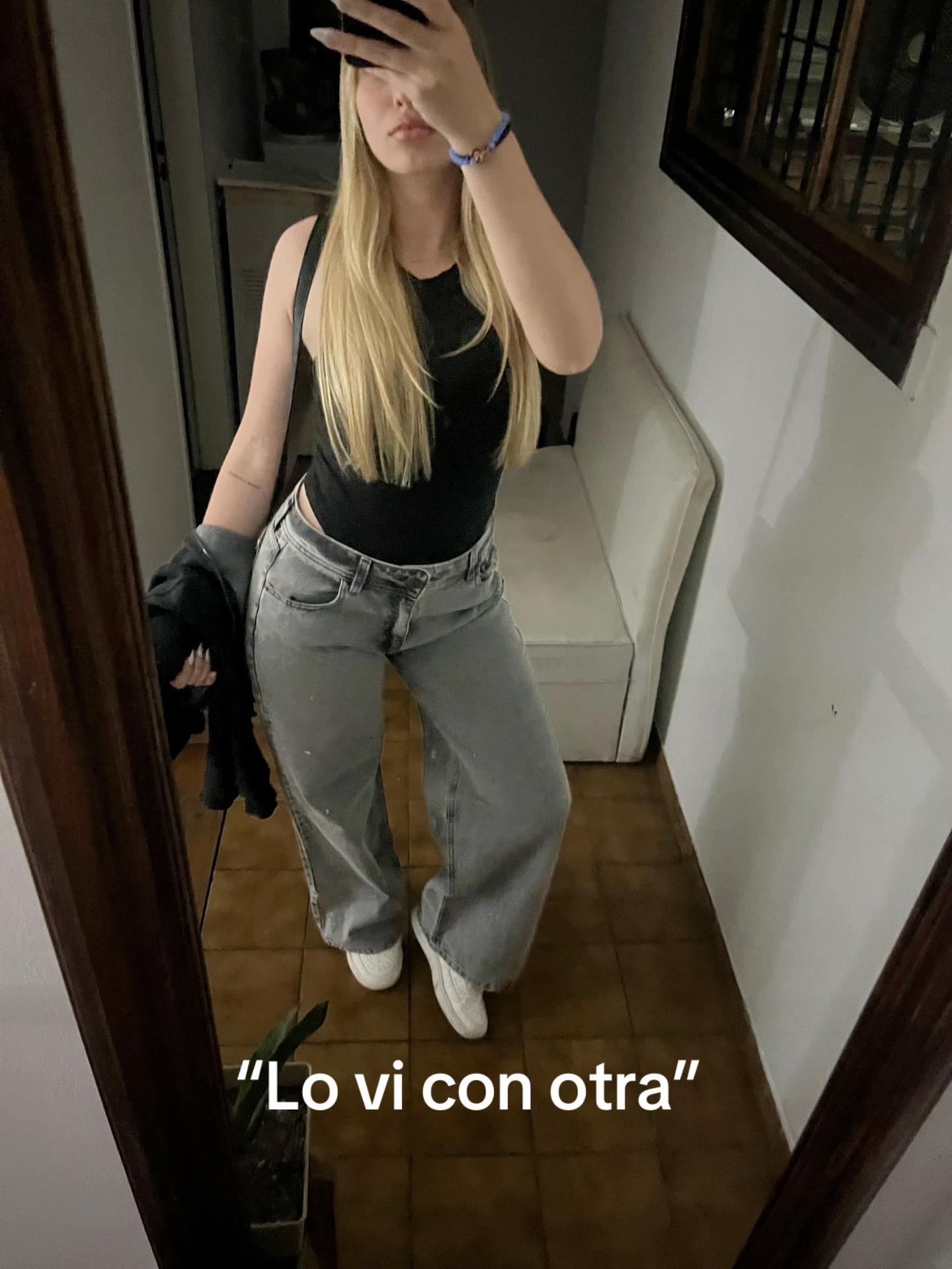 @M I A