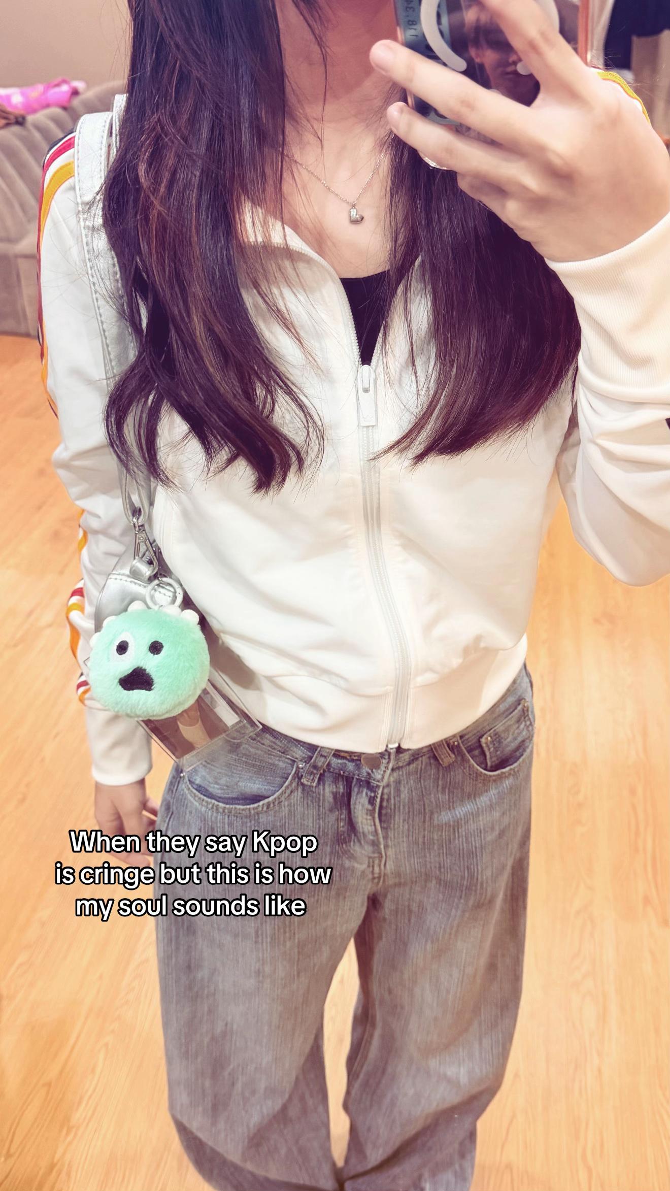 @Joyy