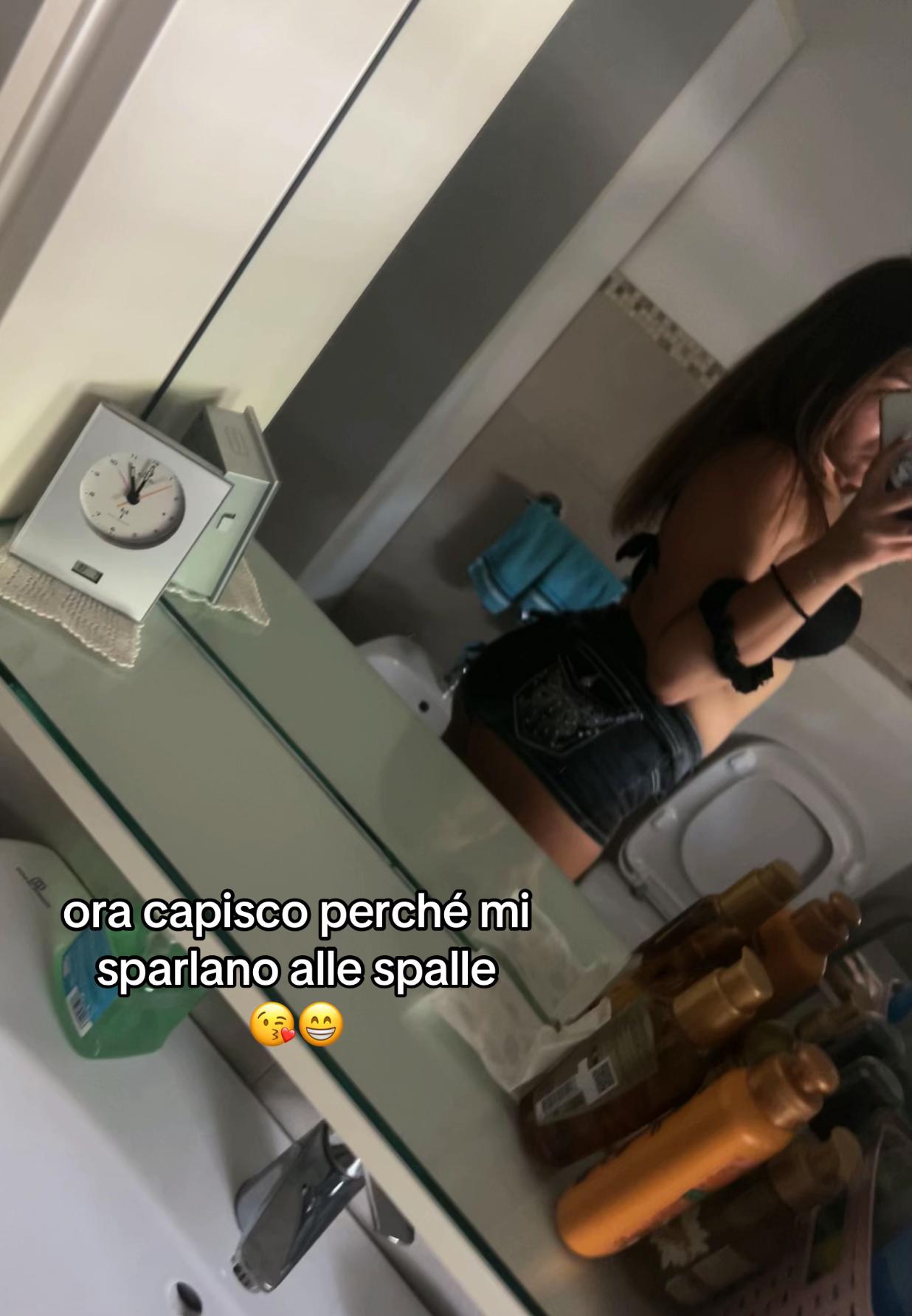 @🦋