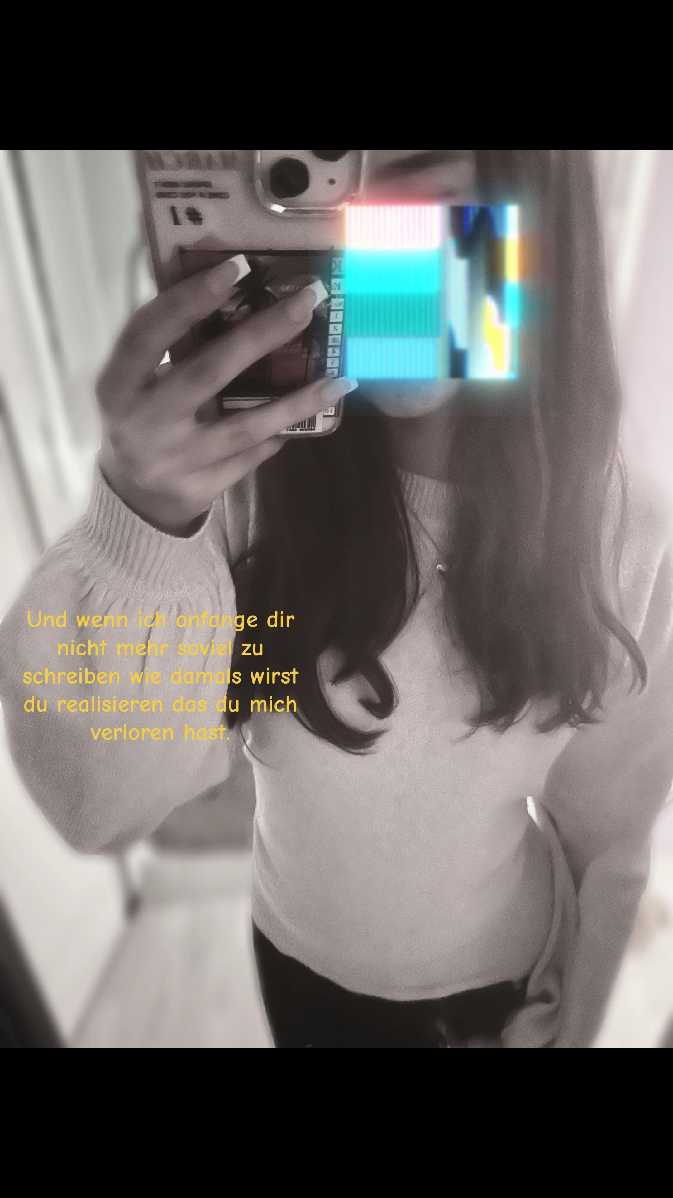@𝐄𝐦𝐢✰