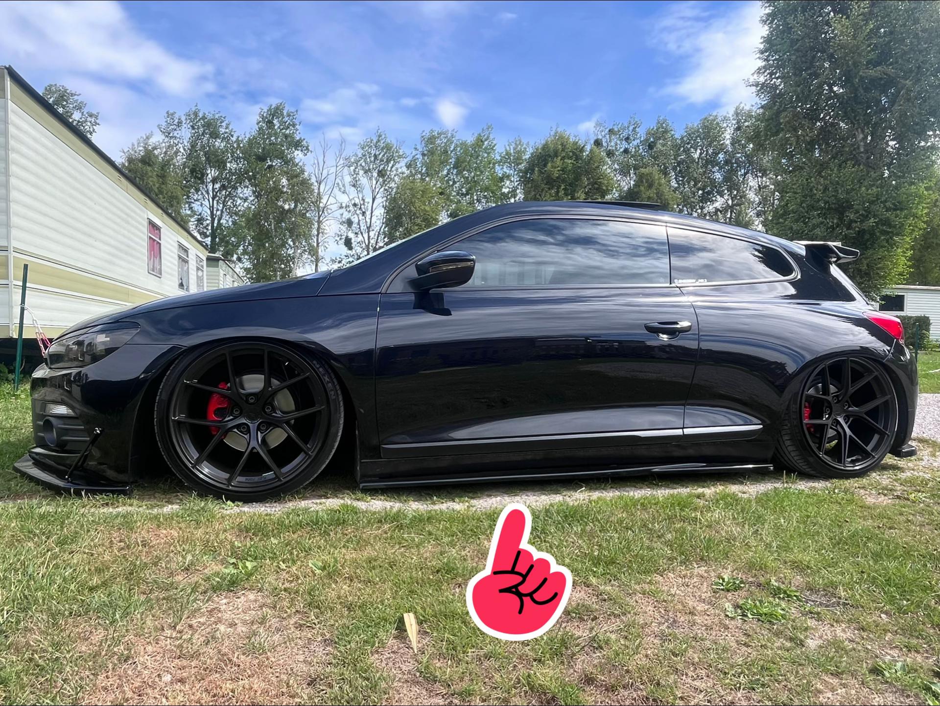 @sci_rocco_dark